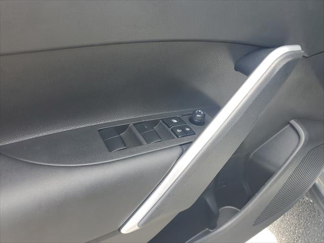 2024 Toyota Corolla Cross Hybrid SE