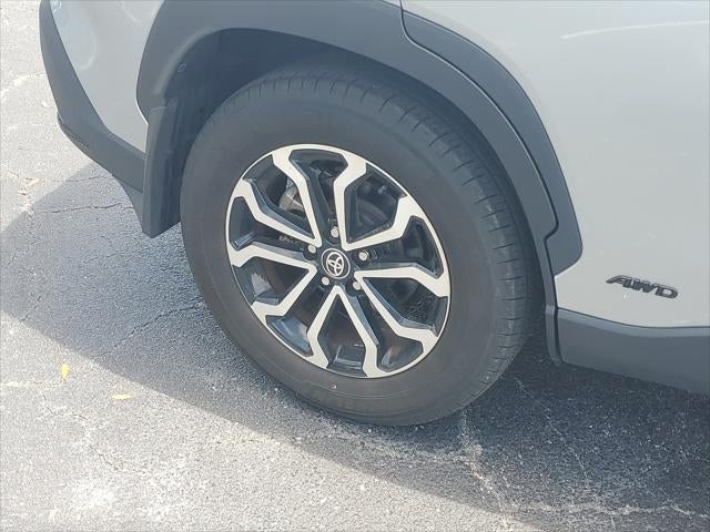 2024 Toyota Corolla Cross Hybrid SE