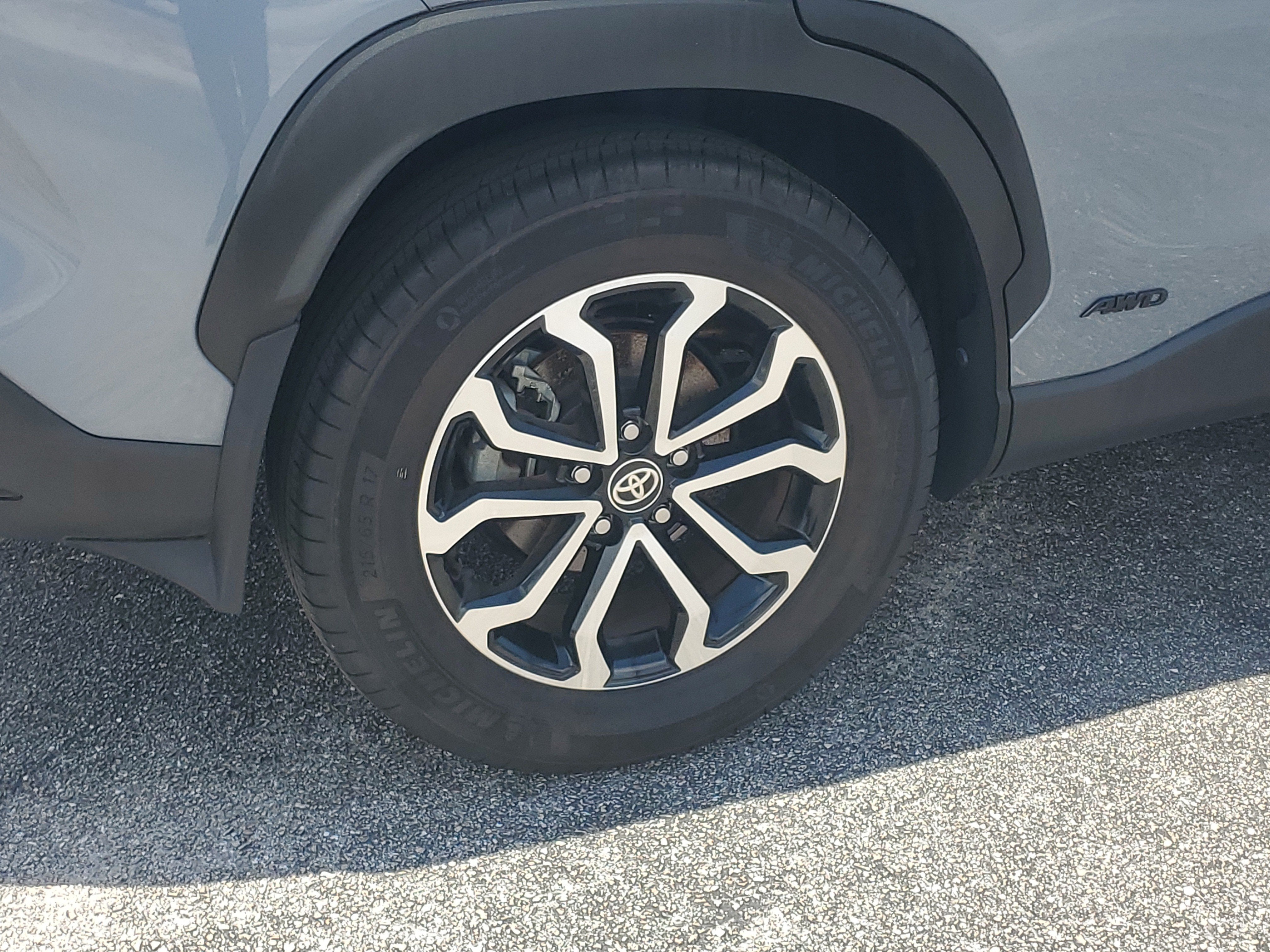 2024 Toyota Corolla Cross Hybrid SE