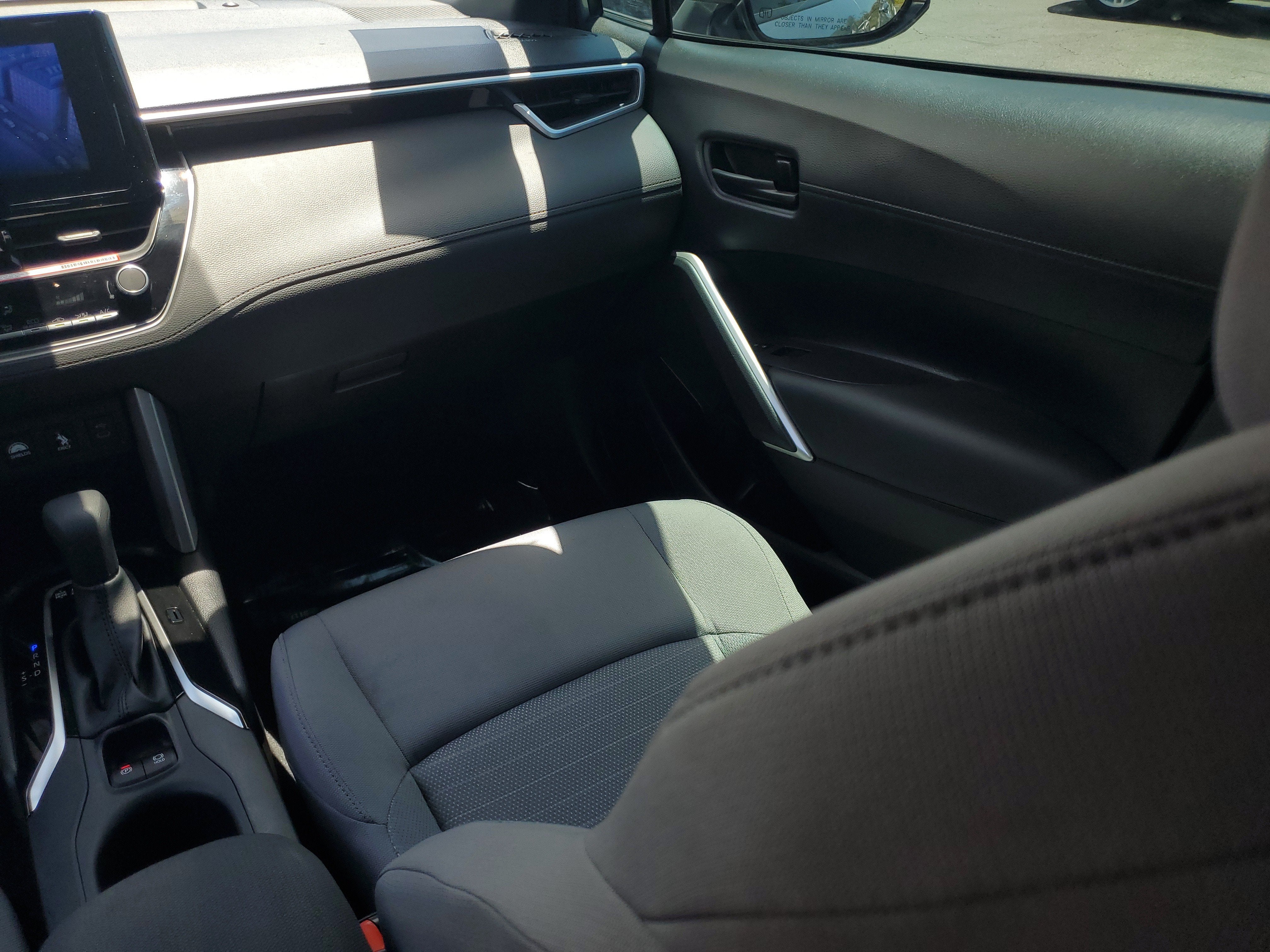 2024 Toyota Corolla Cross Hybrid SE
