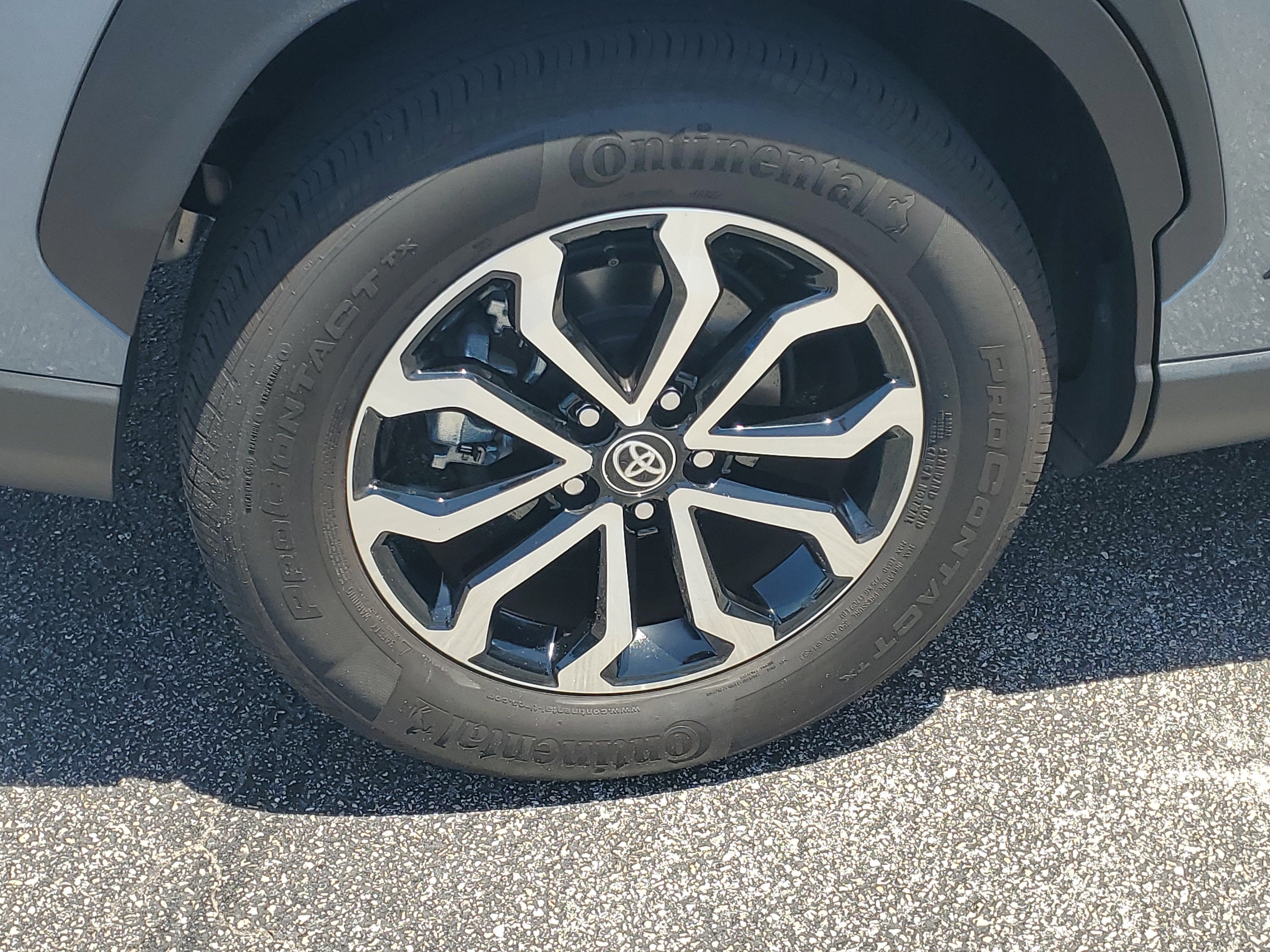 2024 Toyota Corolla Cross Hybrid SE