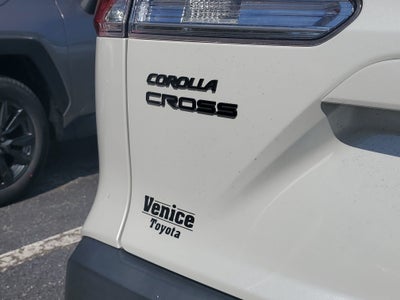 2024 Toyota Corolla Cross Hybrid SE