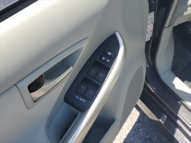 2015 Toyota Prius Three