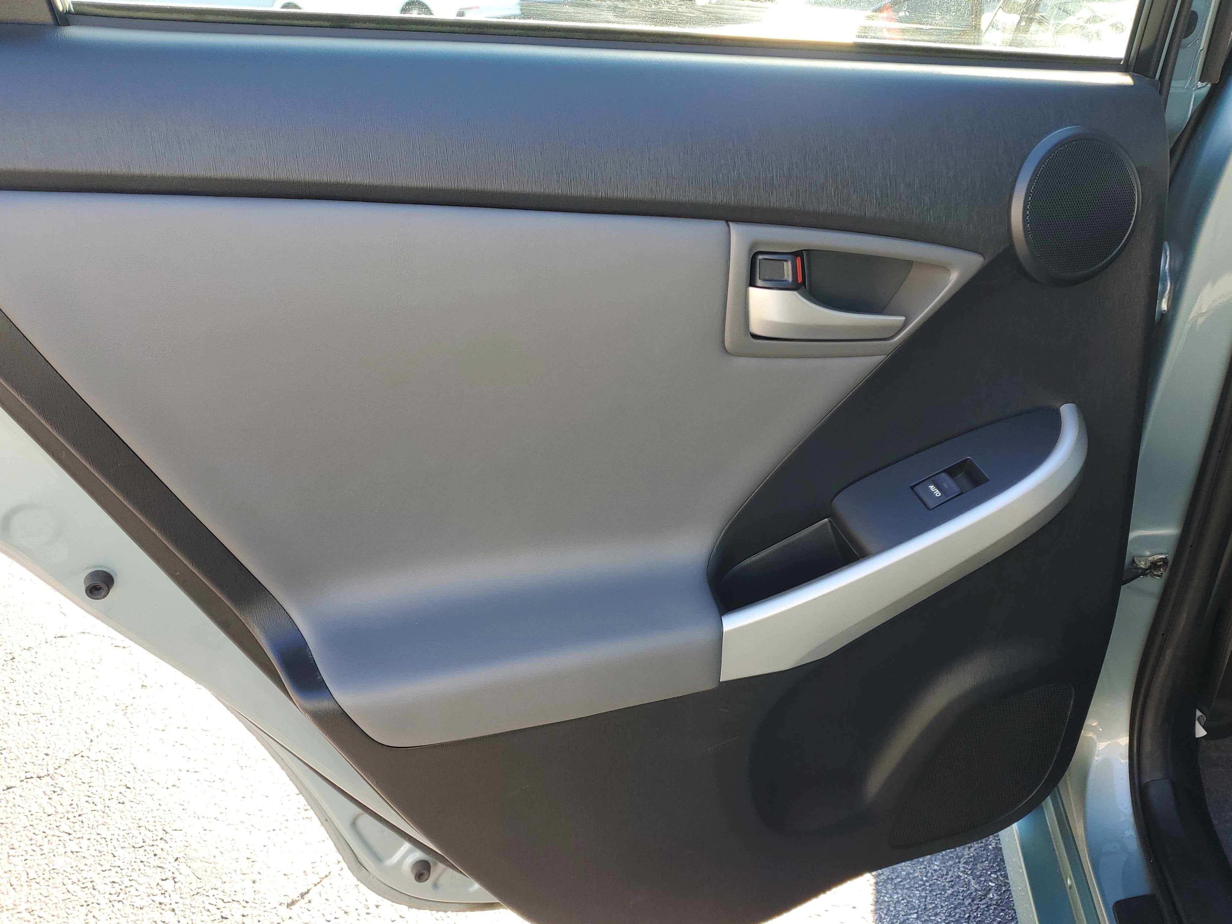 2015 Toyota Prius Five