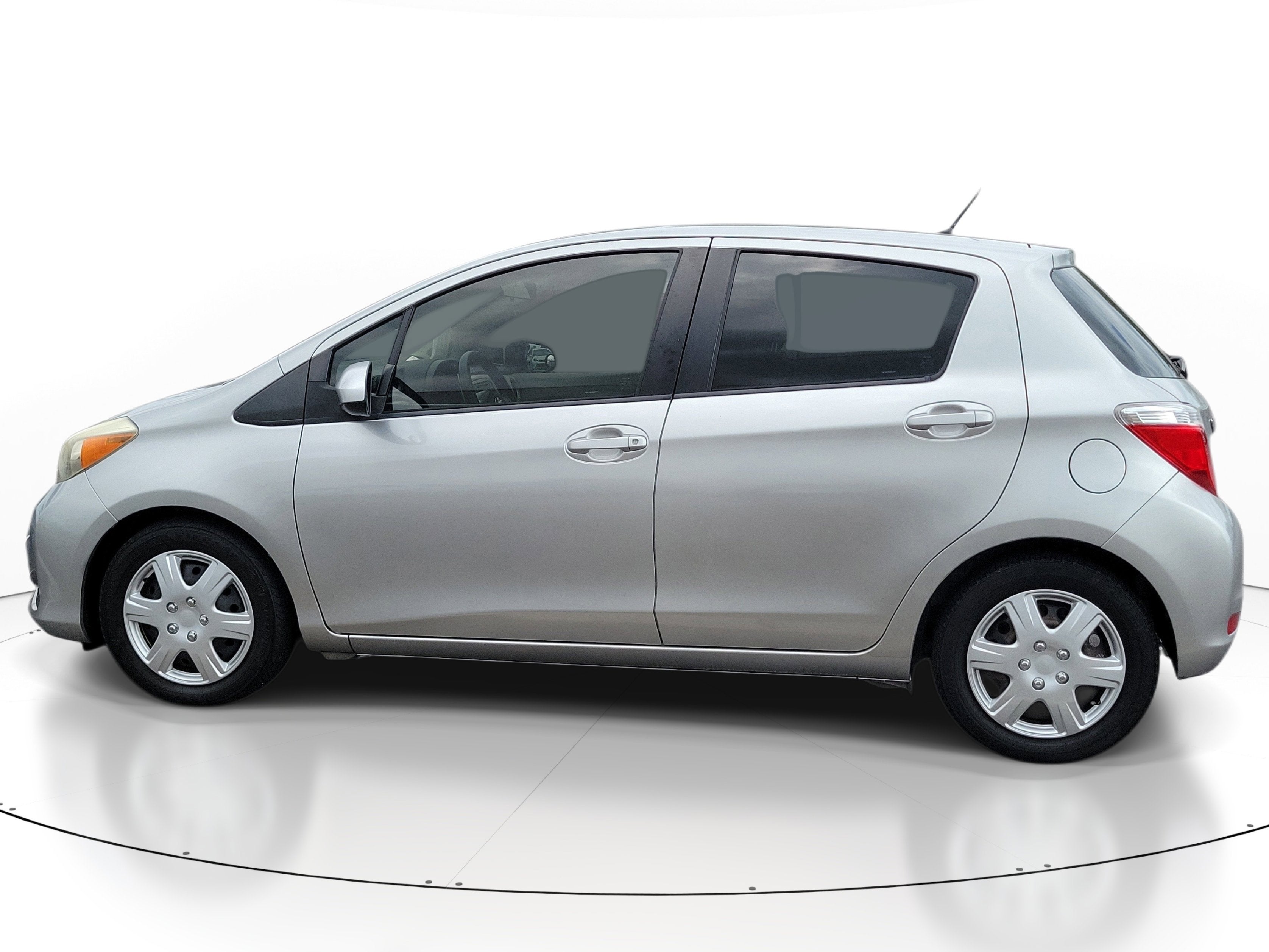 2014 Toyota Yaris L