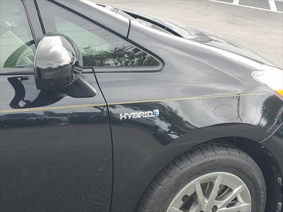 2017 Toyota Prius v Two