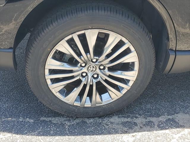 2024 Toyota Venza XLE