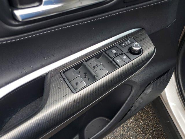 2023 Toyota Venza XLE