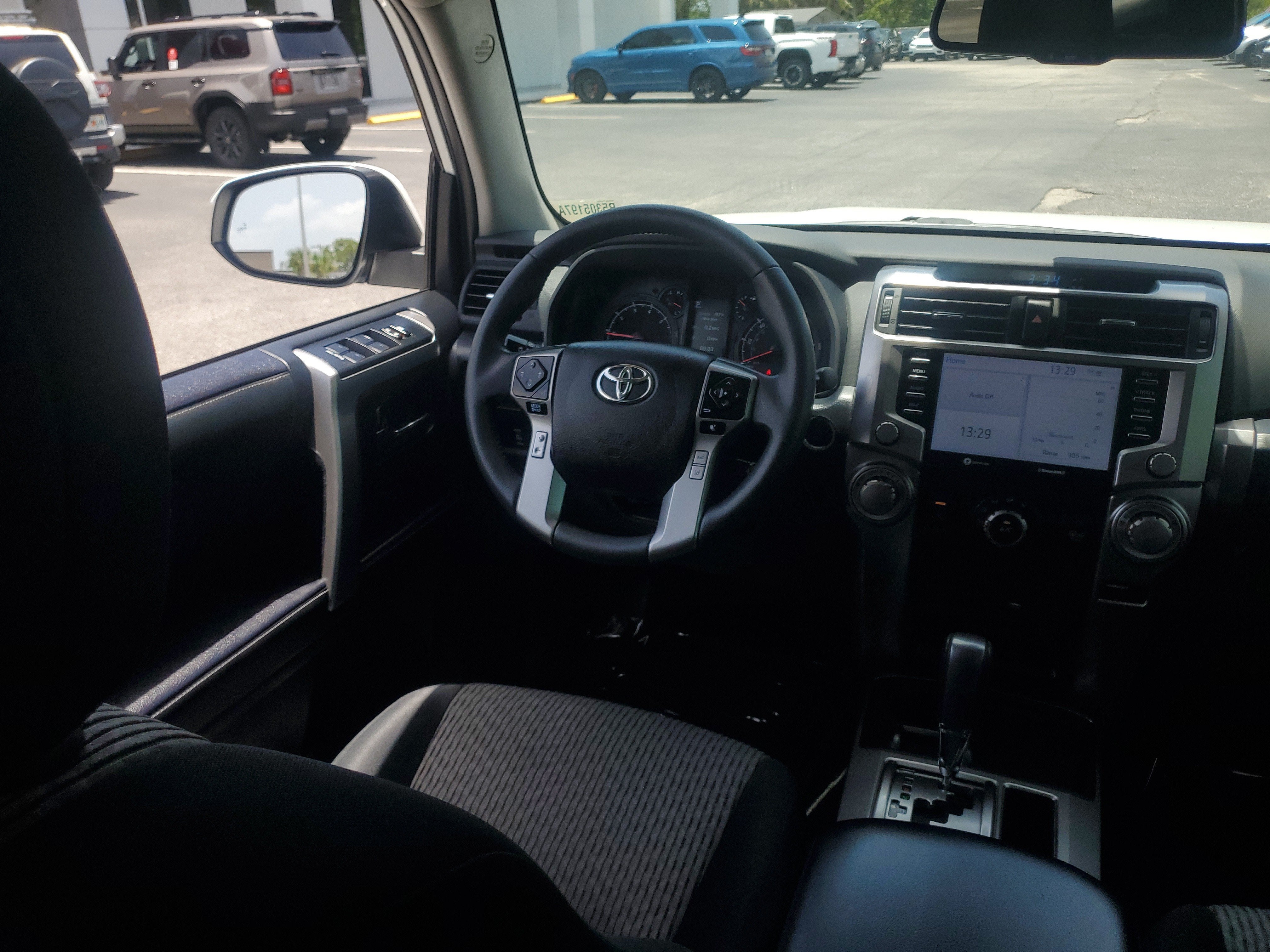 2024 Toyota 4Runner SR5