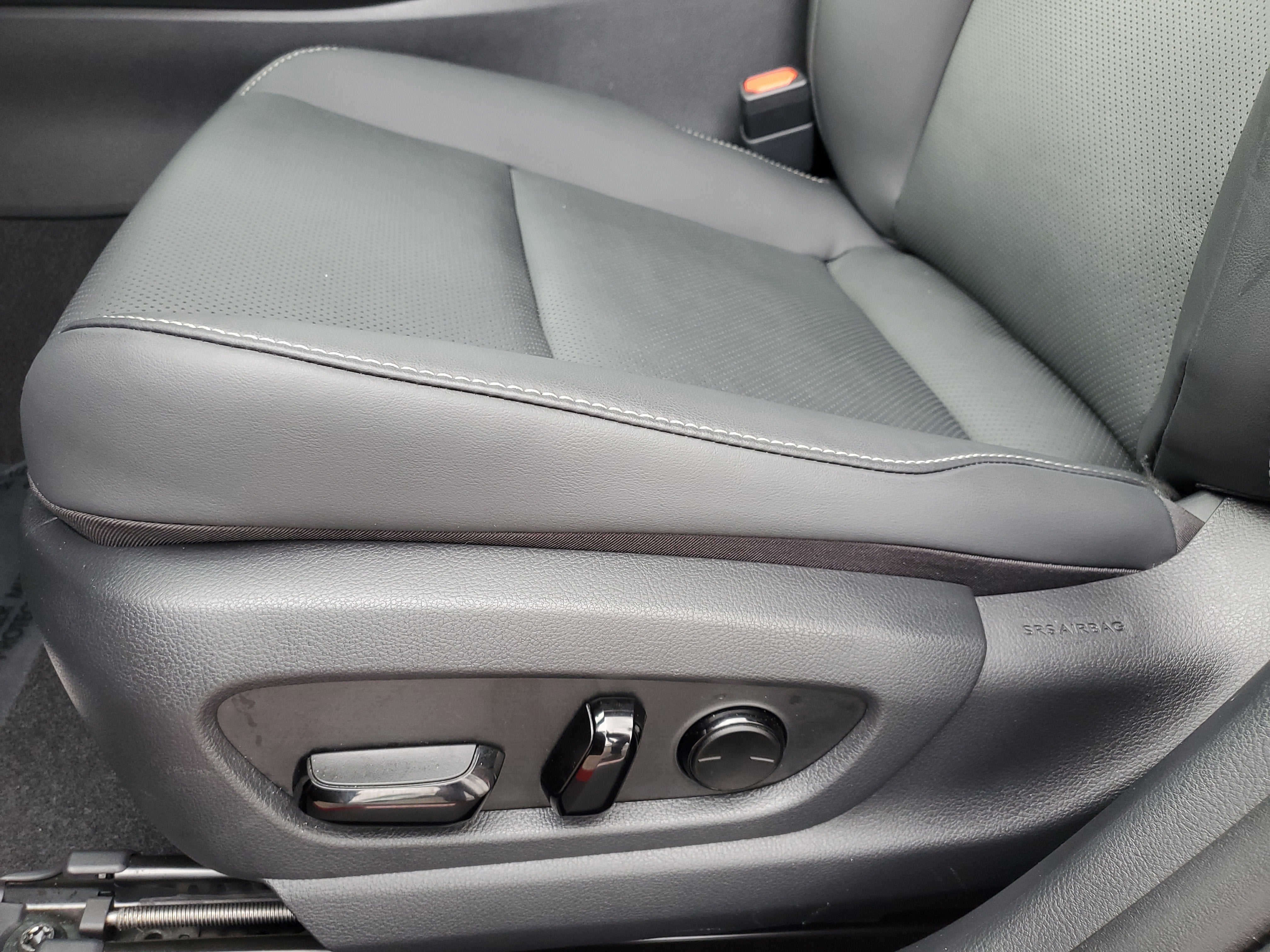 2024 Lexus UX UX 250h F SPORT Design