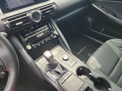 2024 Lexus IS IS 350 F SPORT Design
