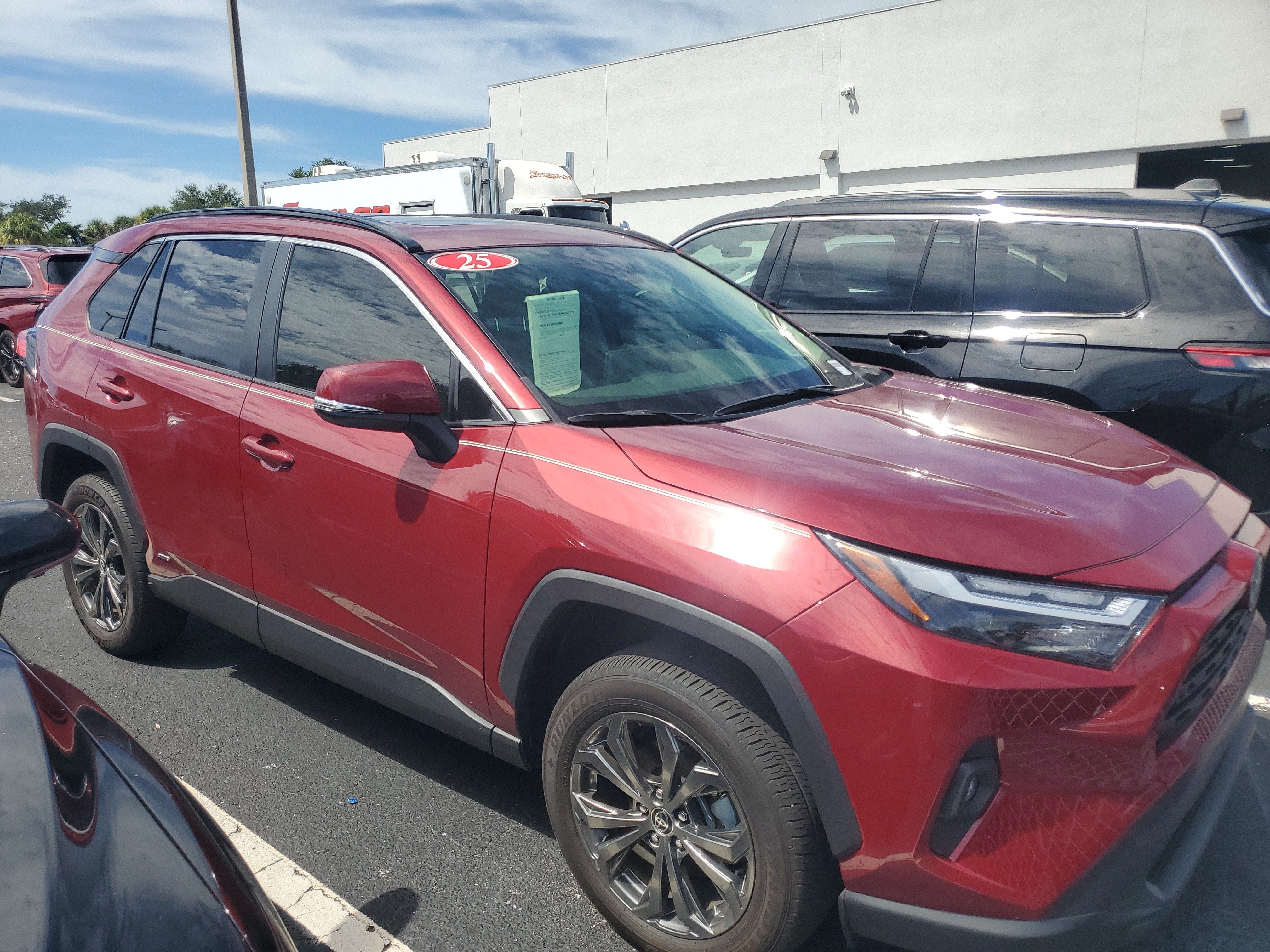 2025 Toyota RAV4 Hybrid XLE Premium