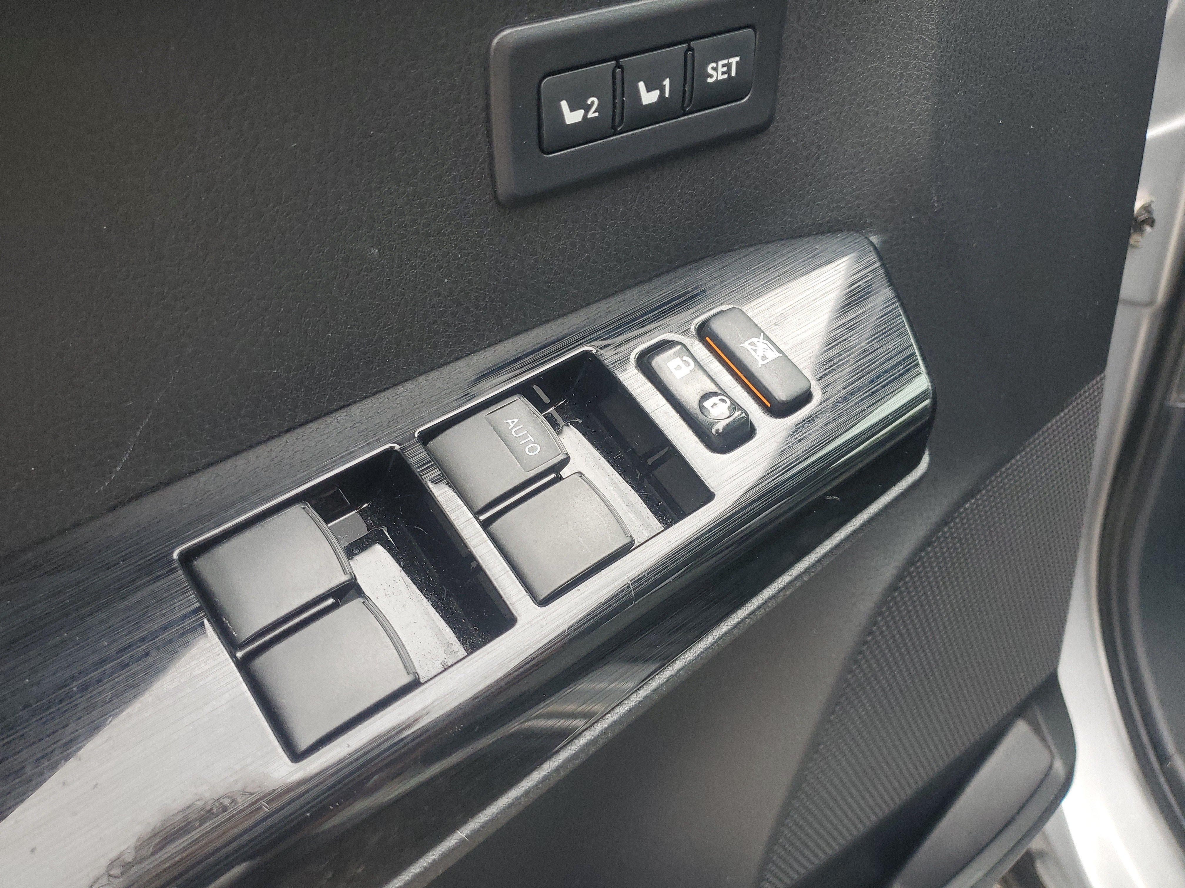 2017 Toyota RAV4 Hybrid Limited