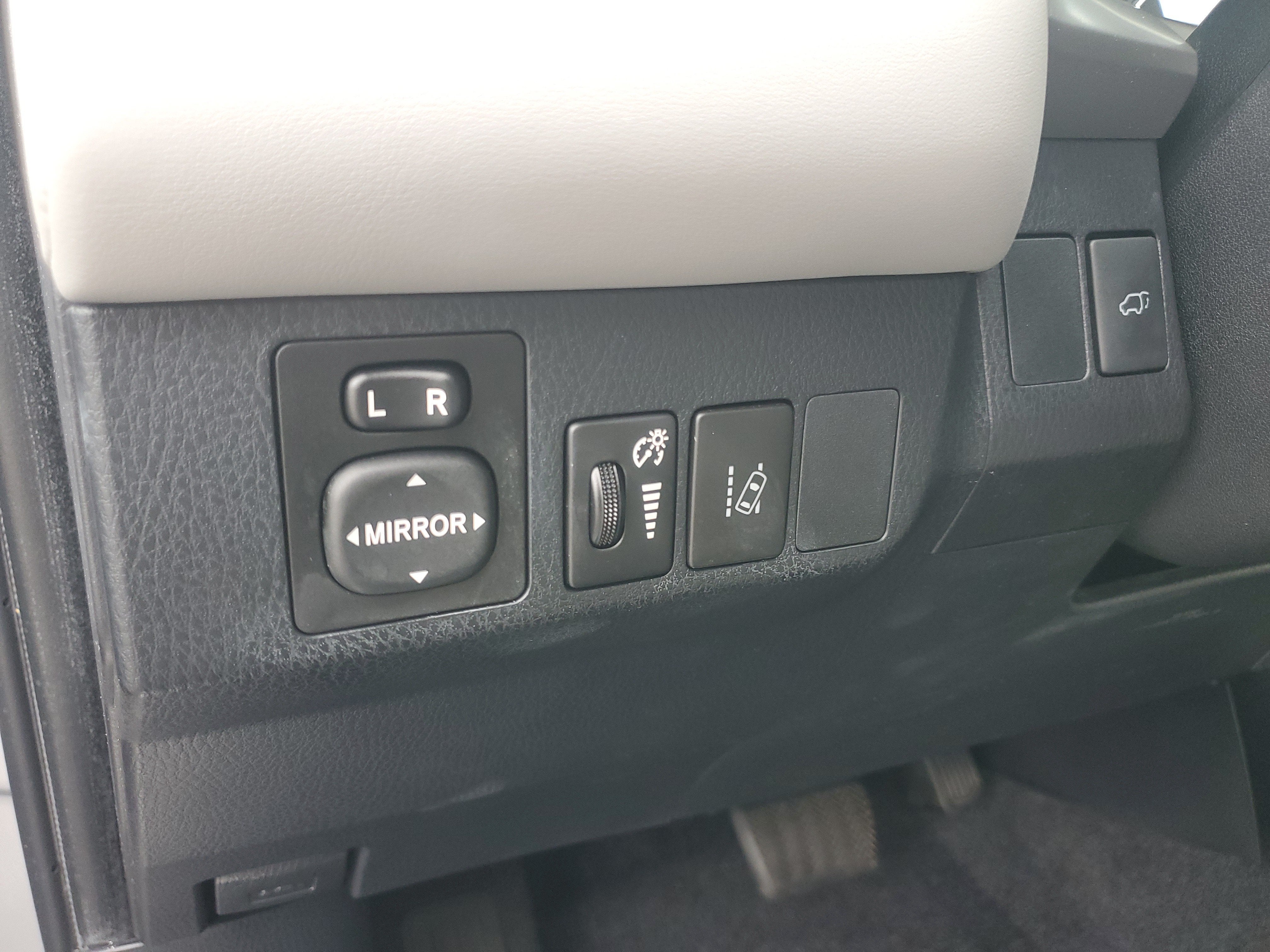 2017 Toyota RAV4 Hybrid Limited