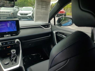 2025 Toyota RAV4 Hybrid XSE