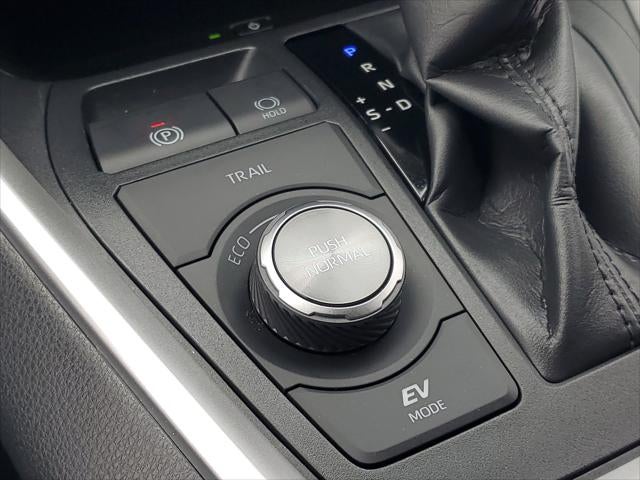 2025 Toyota RAV4 Hybrid XSE