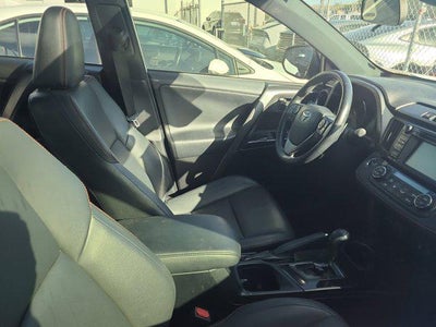 2017 Toyota RAV4 SE