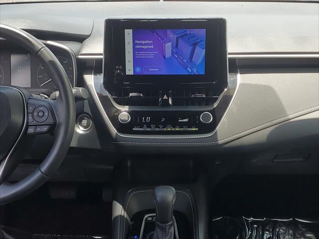 2025 Toyota Corolla Hatchback SE