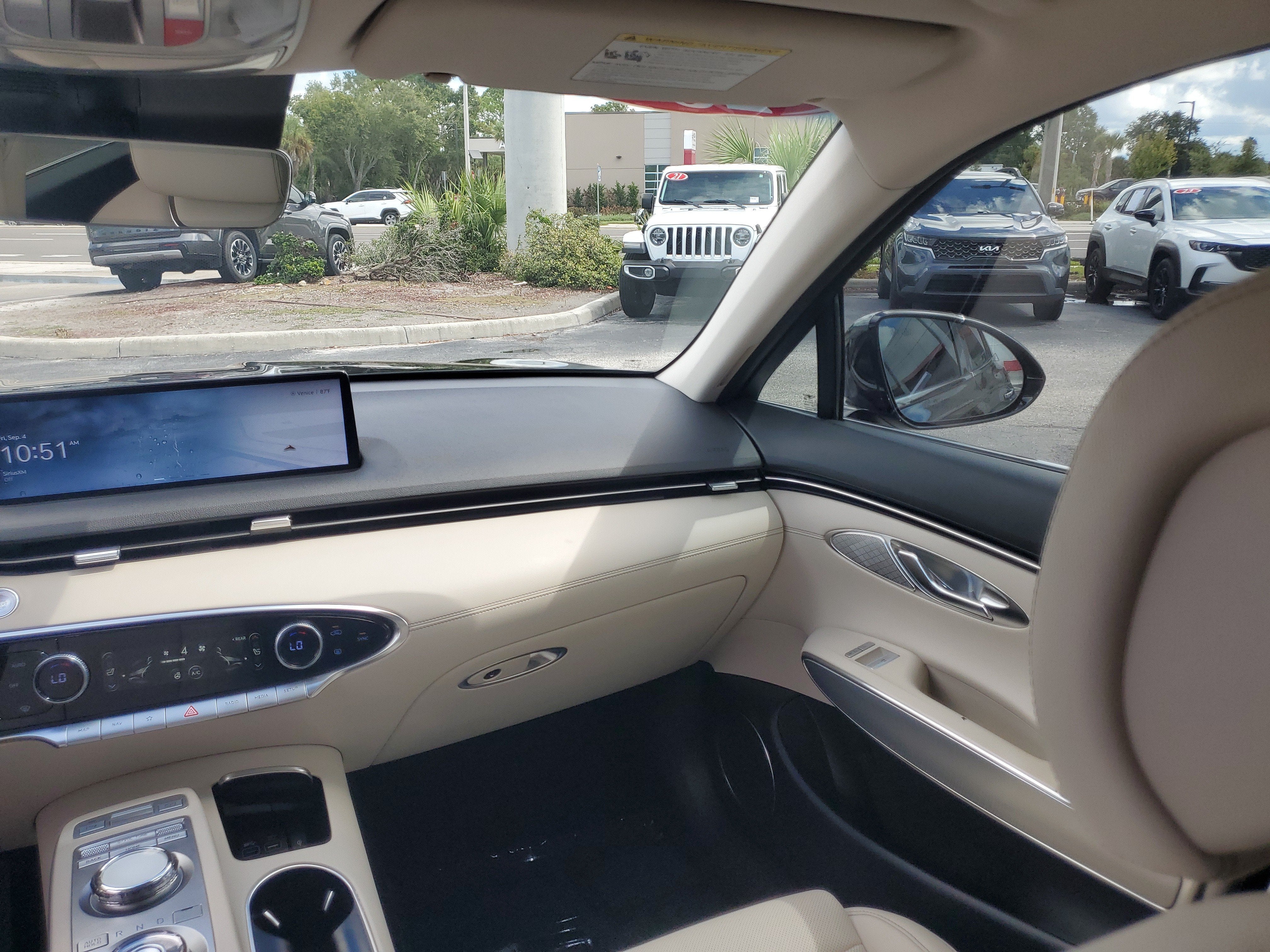 2023 Genesis GV70 2.5T