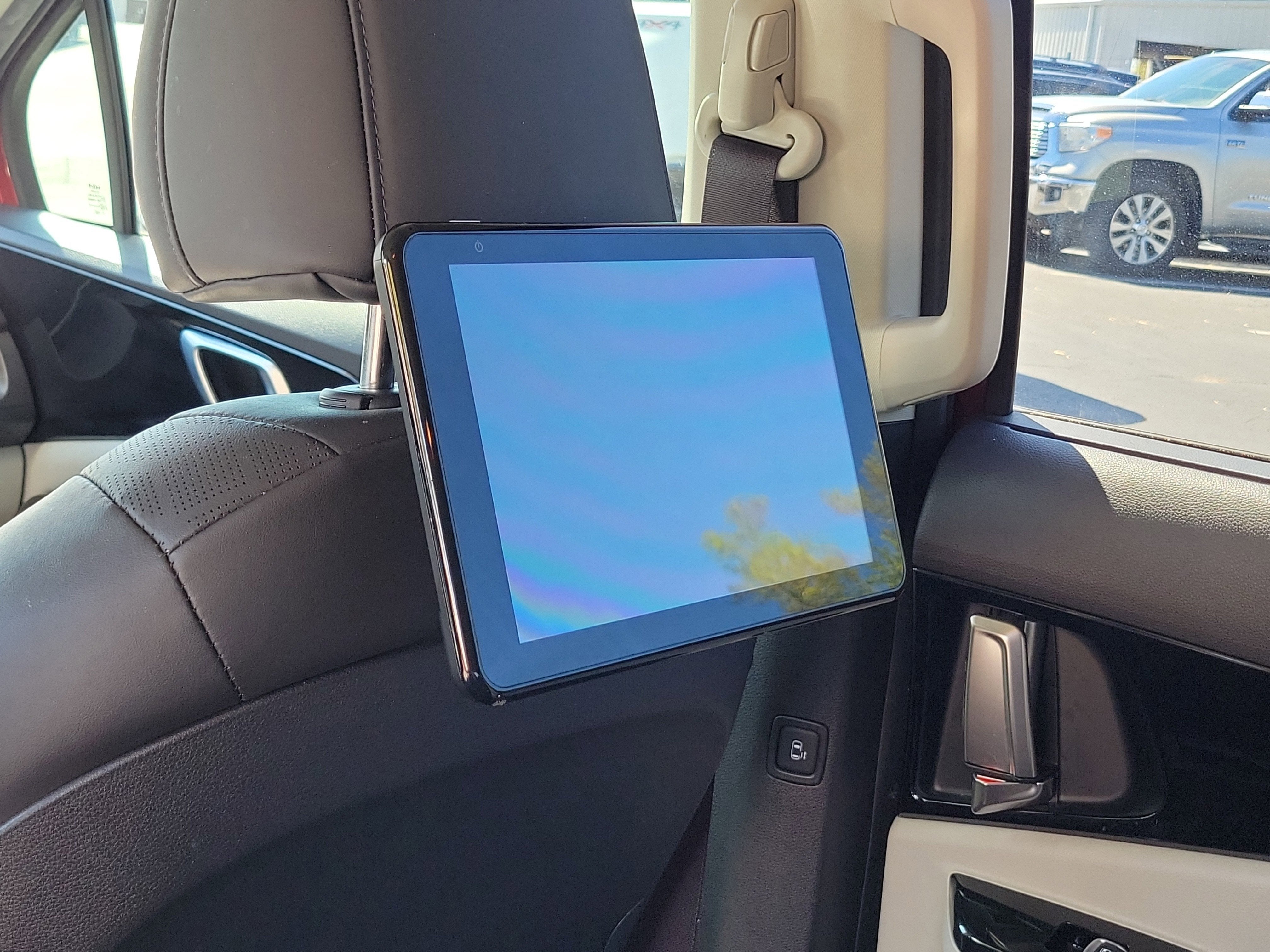 2023 Kia Carnival SX