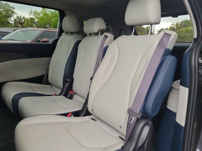 2025 Kia Carnival Hybrid SX Prestige