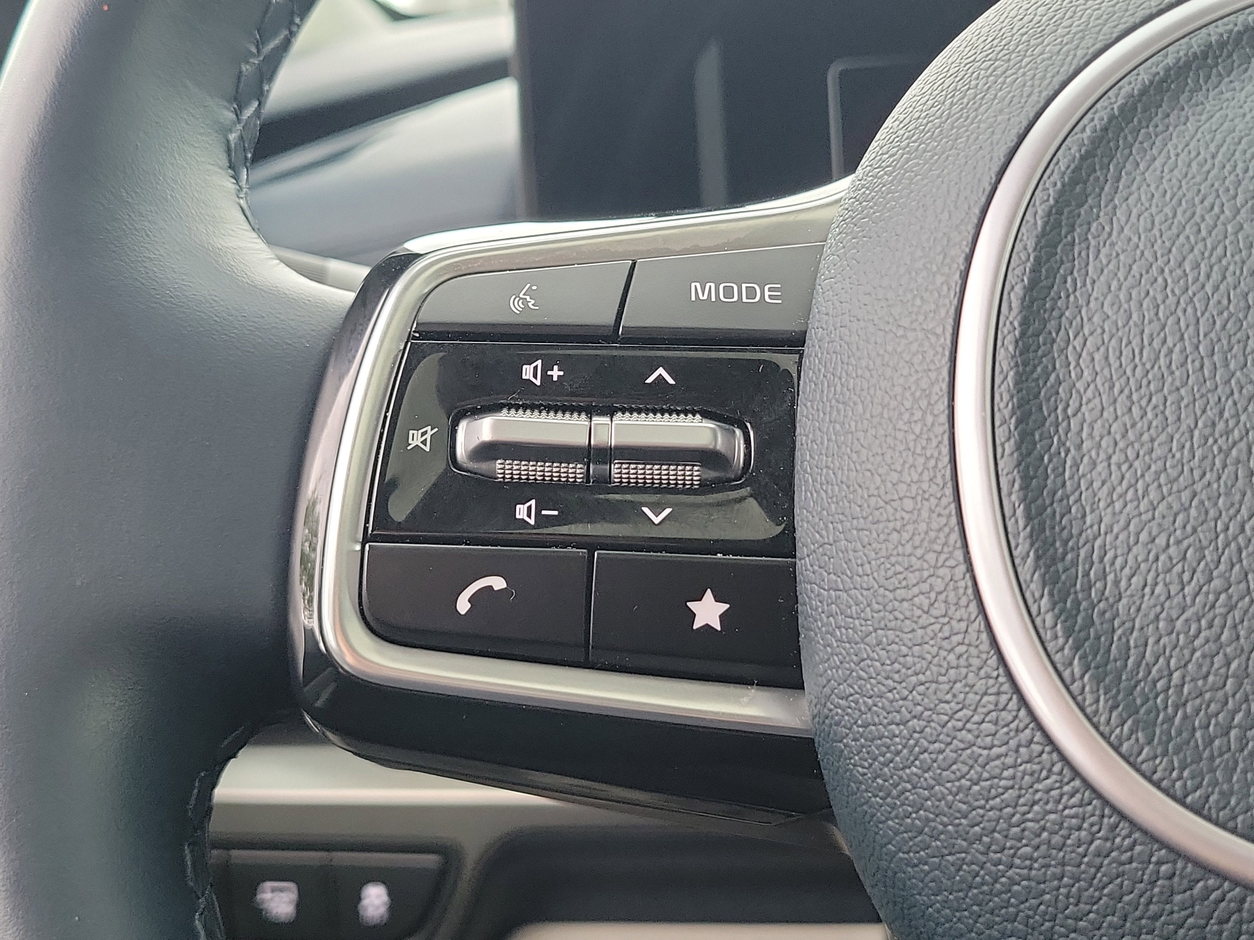 2025 Kia Carnival Hybrid SX Prestige