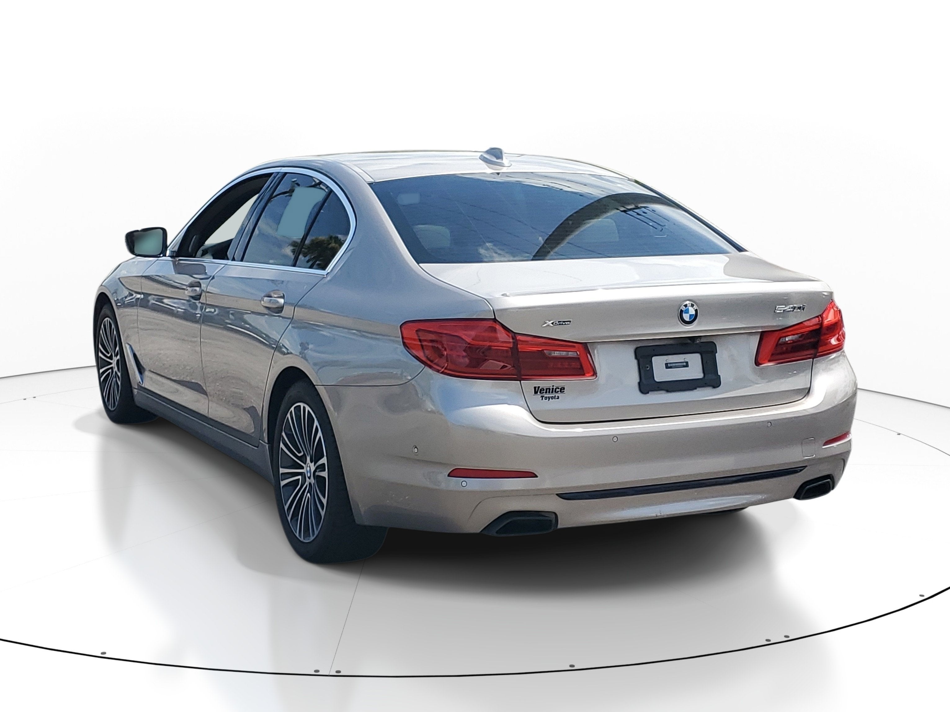 2019 BMW 5 Series 540i xDrive