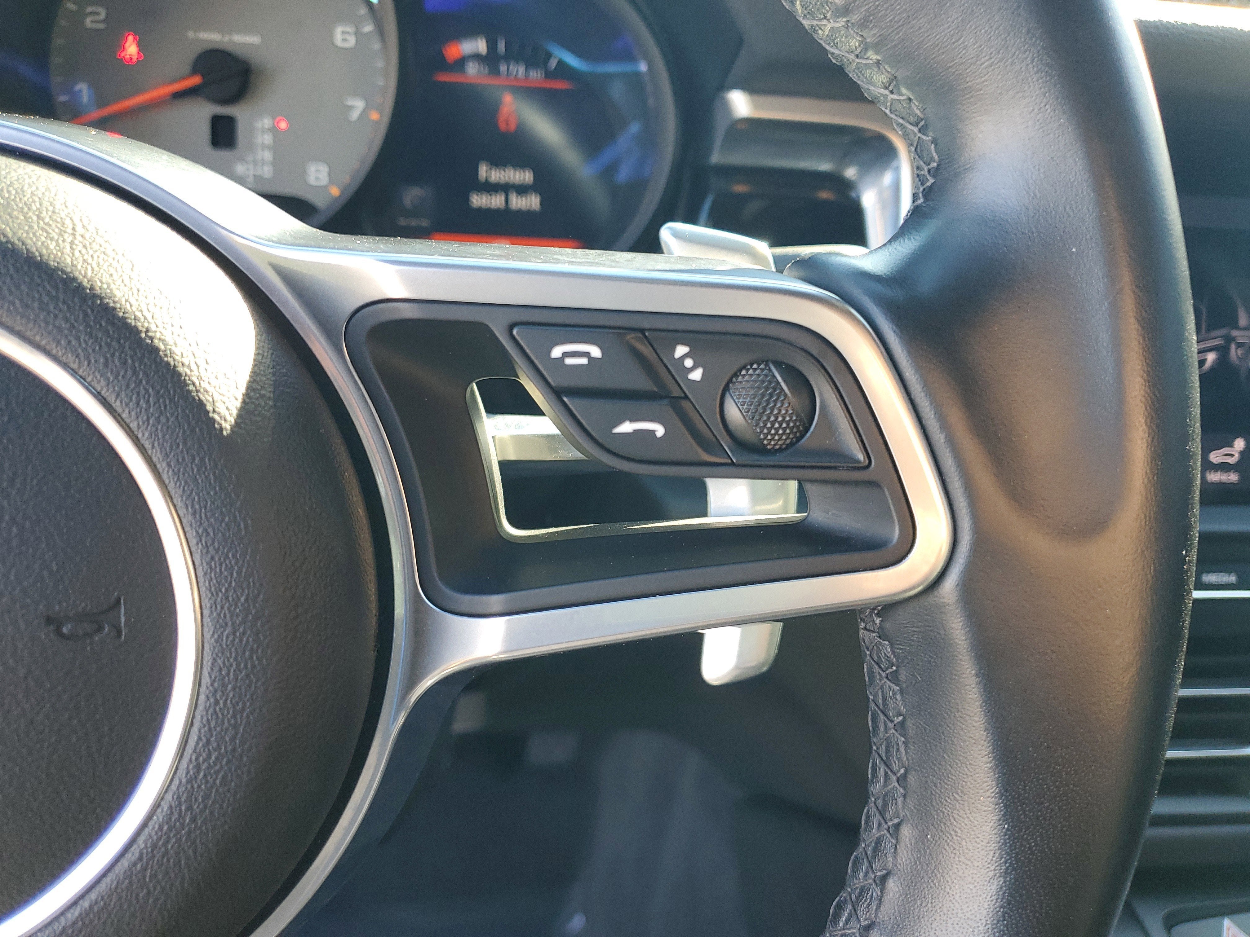 2021 Porsche Macan S