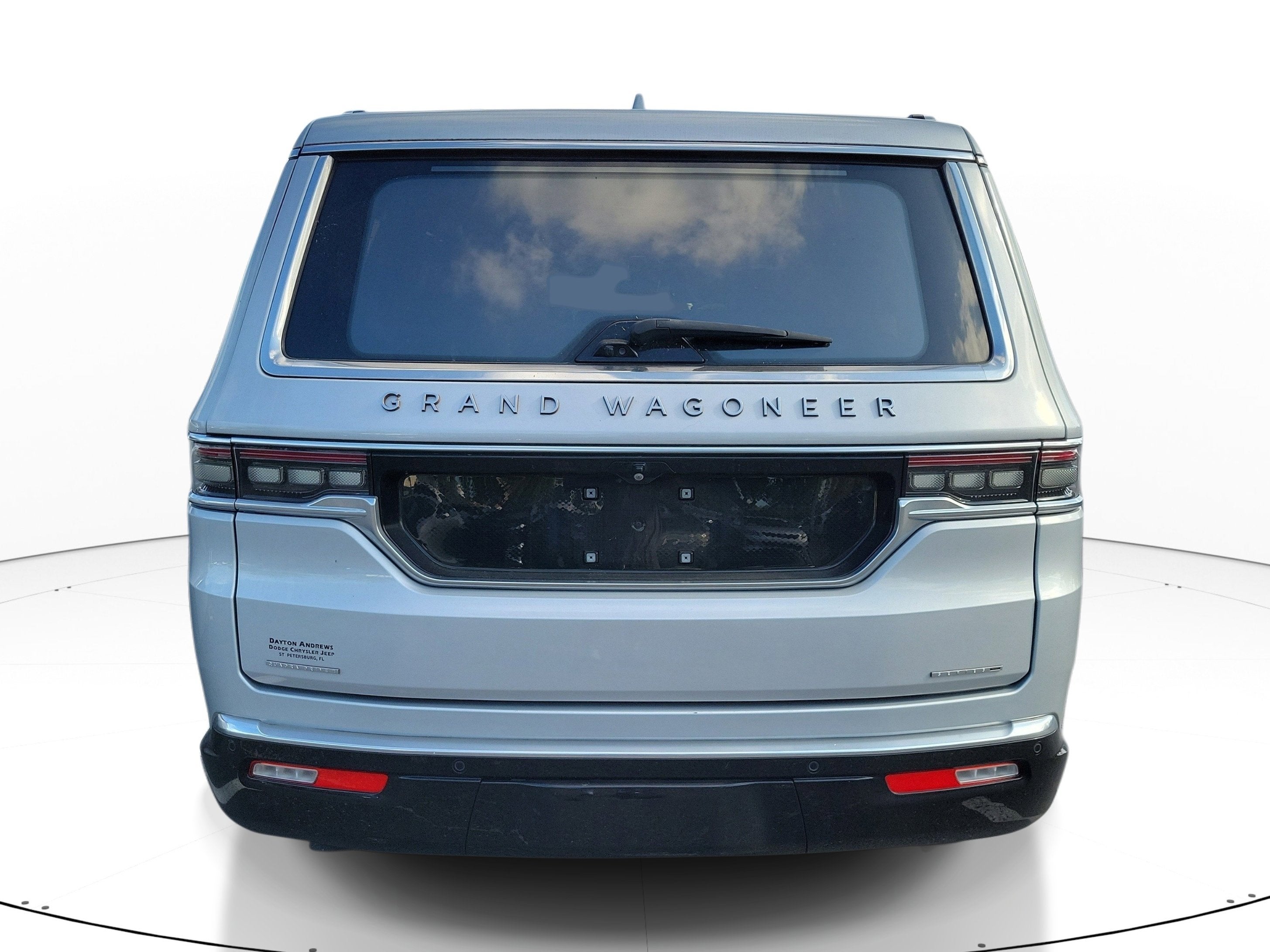 2022 Jeep Grand Wagoneer Series III