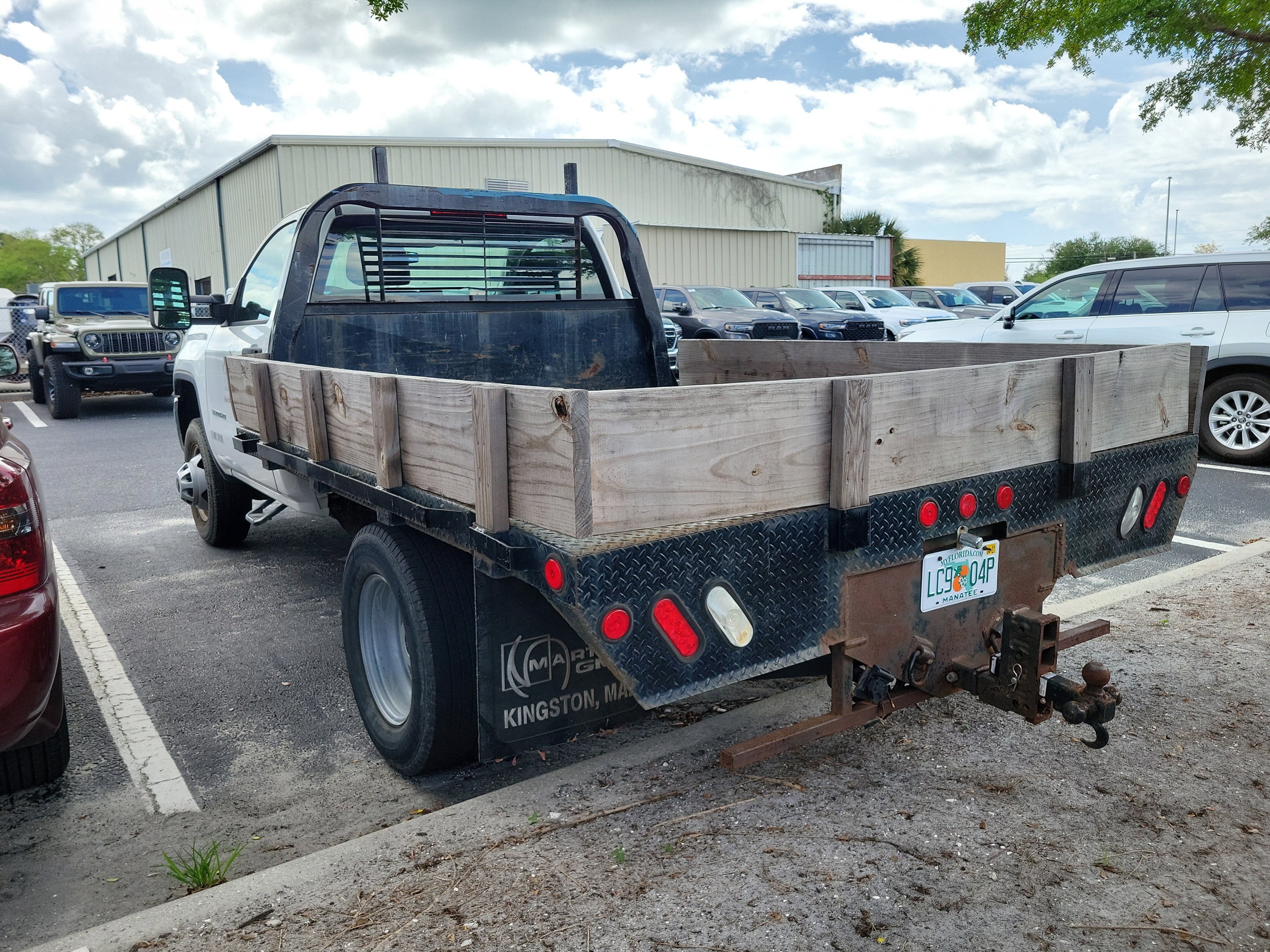 2018 GMC Sierra 3500HD 2WD Reg Cab 137.5" WB, 59.06" CA