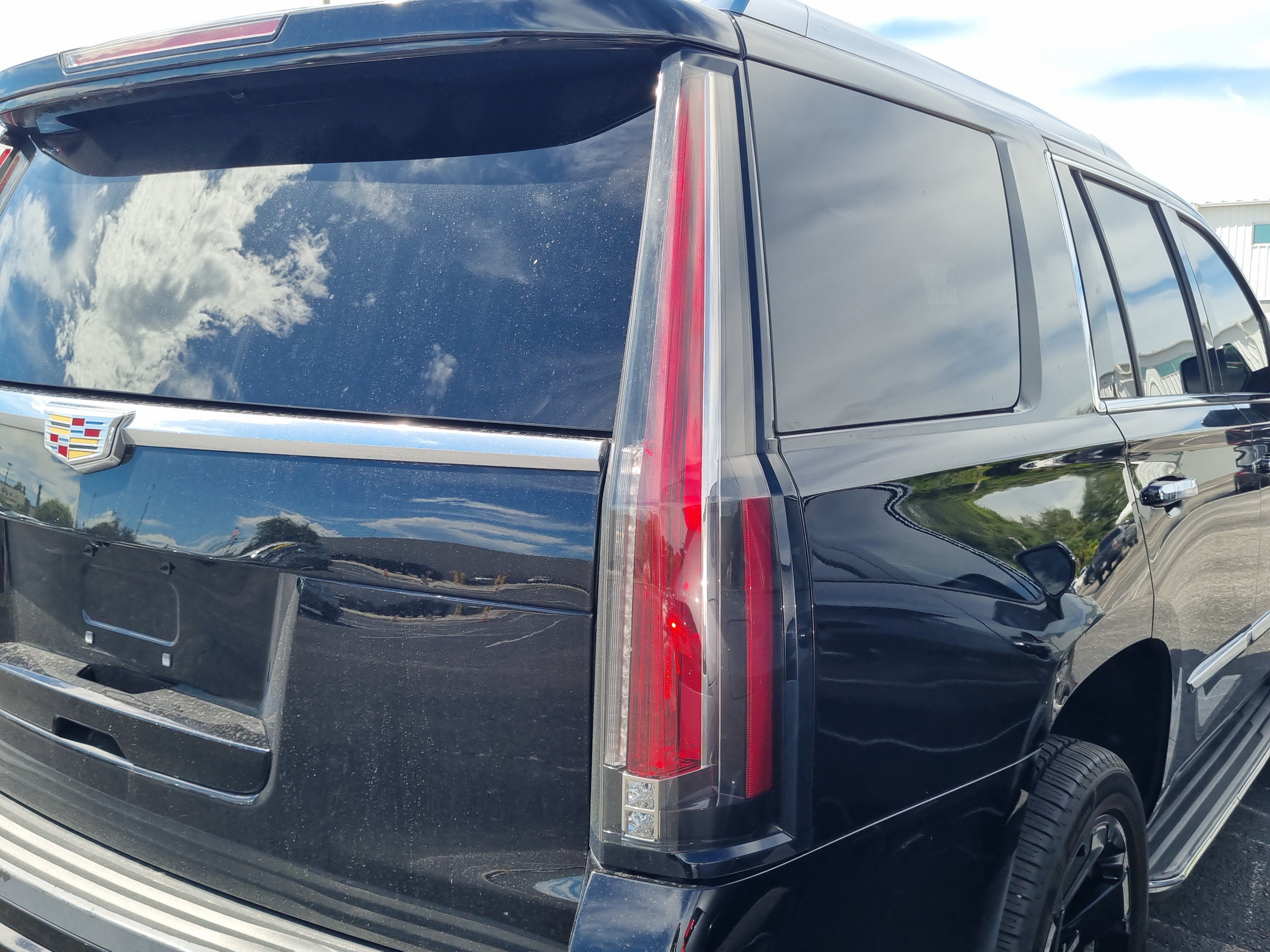 2019 Cadillac Escalade 2WD 4dr