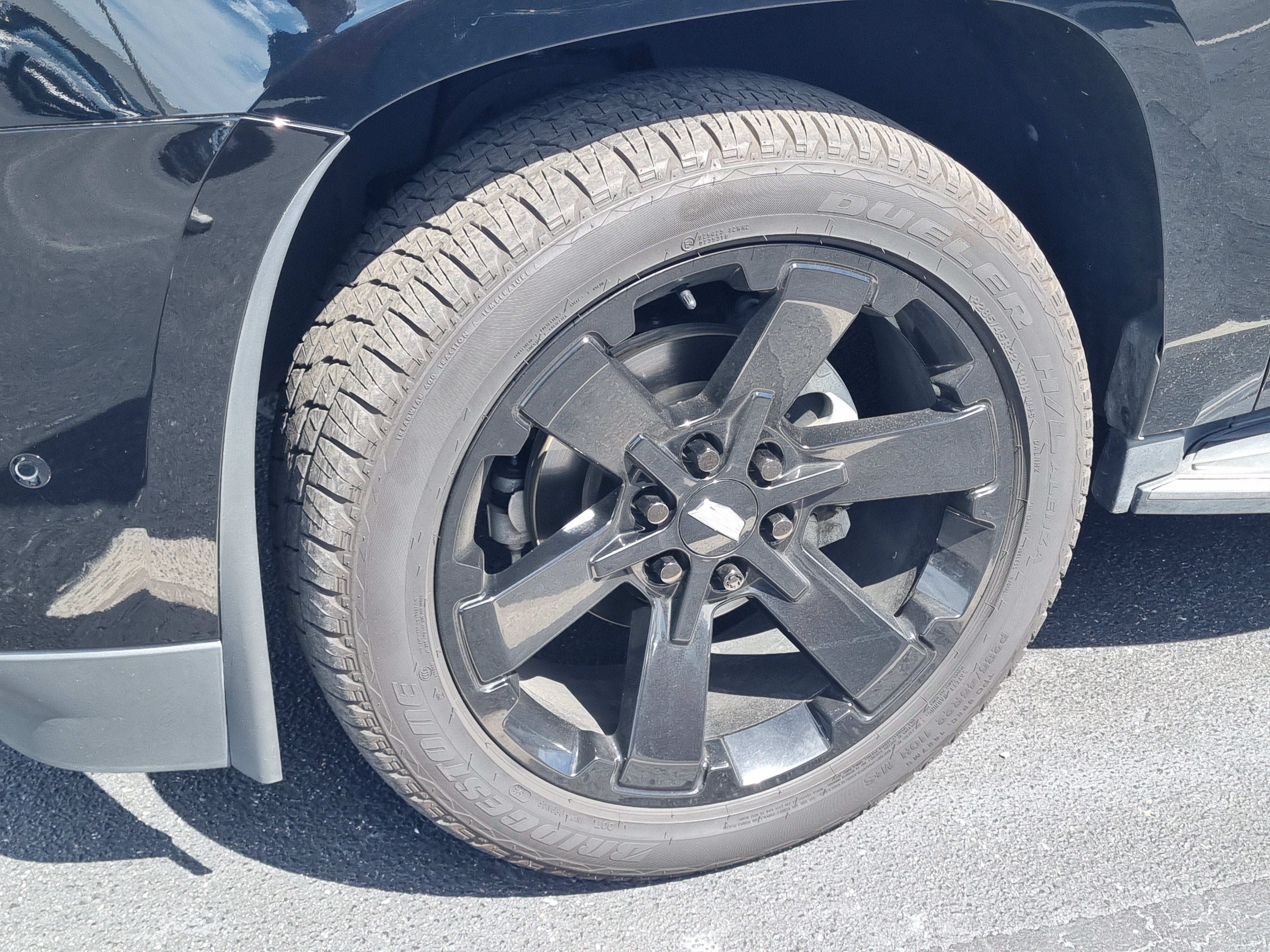2019 Cadillac Escalade 2WD 4dr