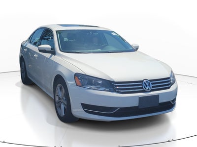 2014 Volkswagen Passat 1.8T SE