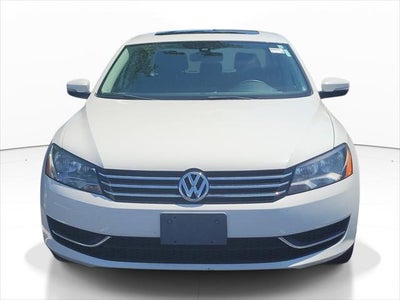 2014 Volkswagen Passat 1.8T SE