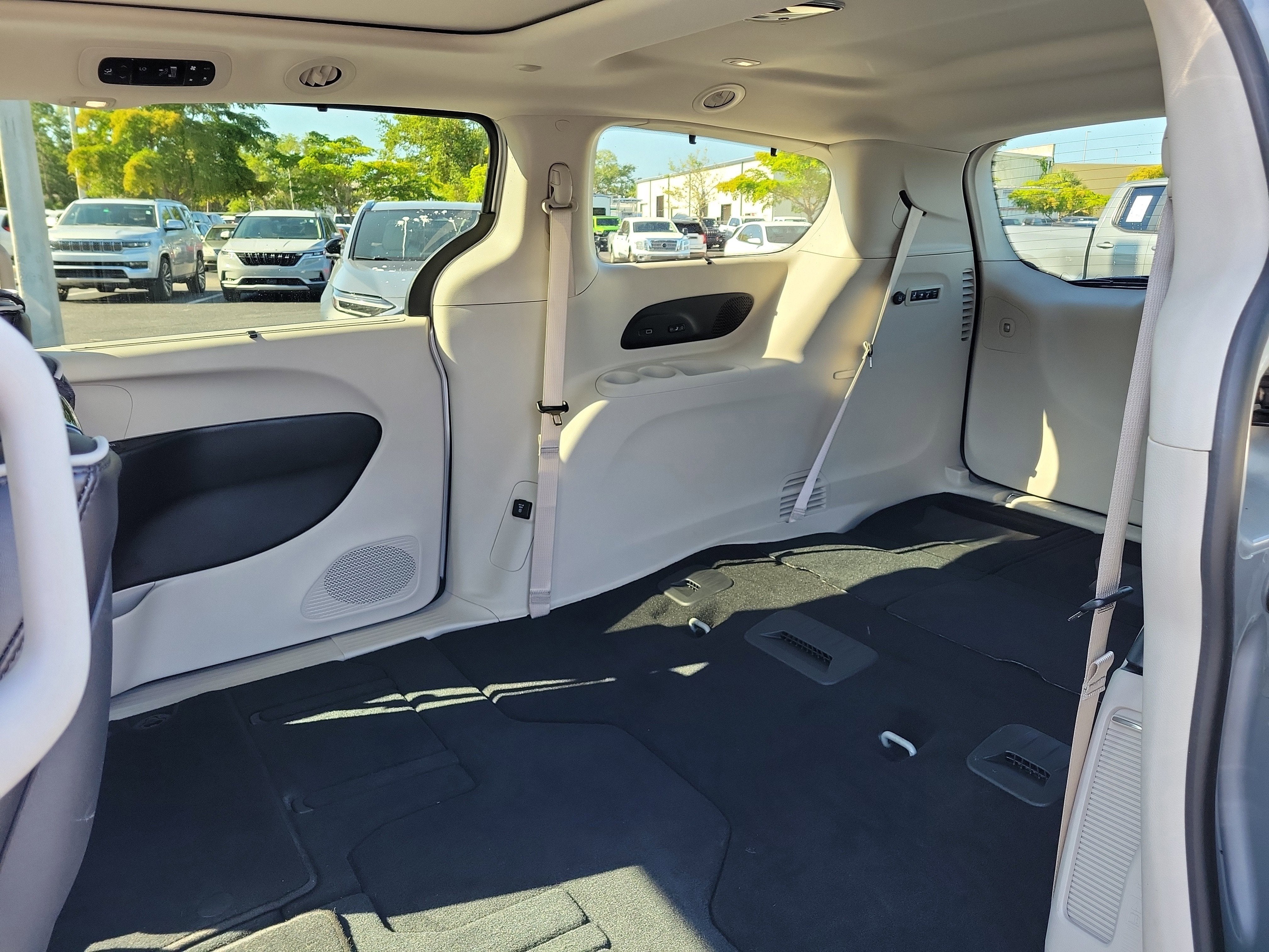 2024 Chrysler Pacifica Limited
