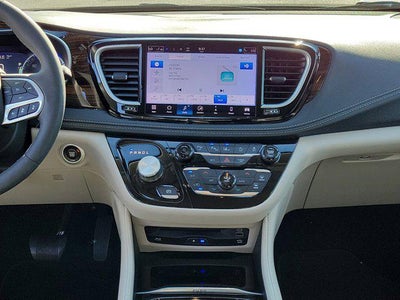 2024 Chrysler Pacifica Limited