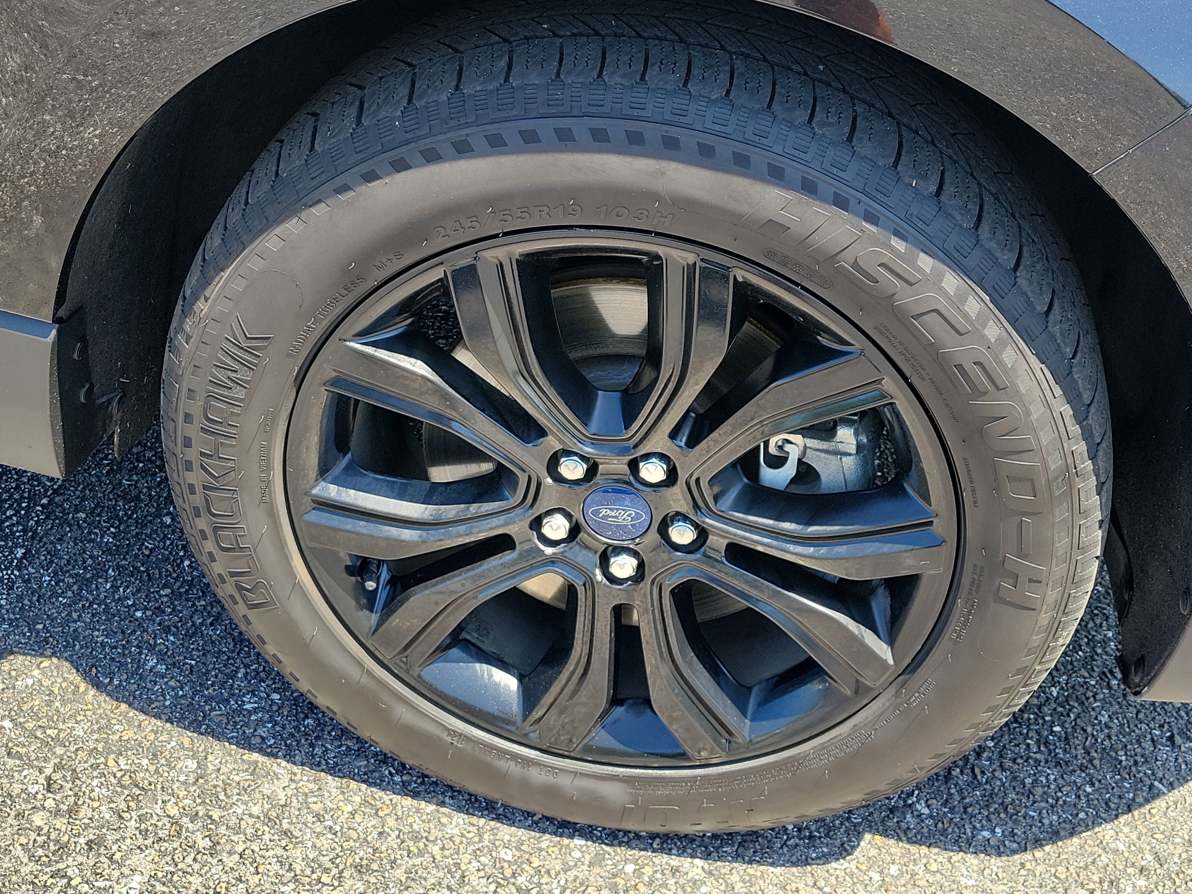 2019 Ford Edge Titanium
