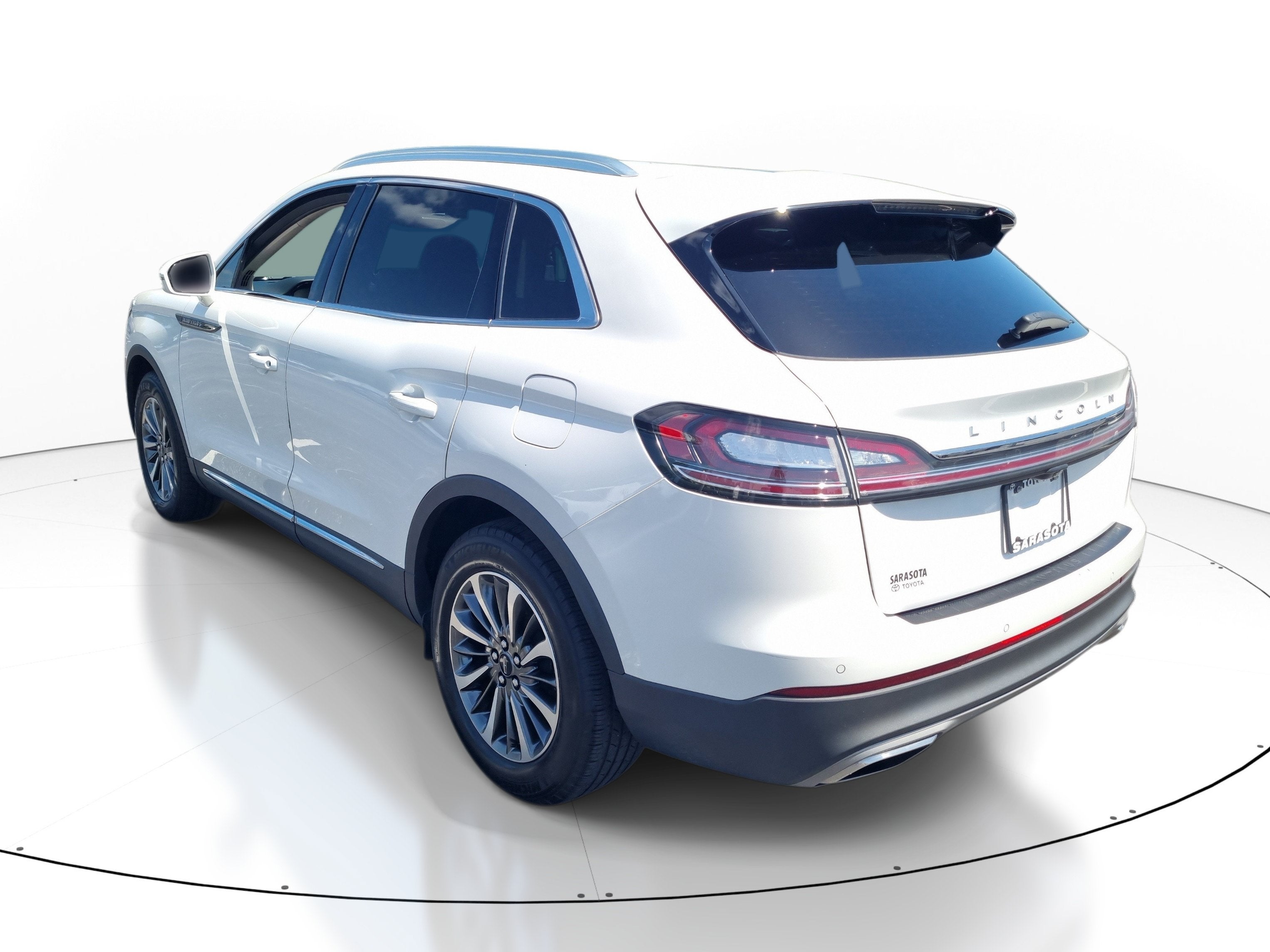 2023 Lincoln Nautilus Standard