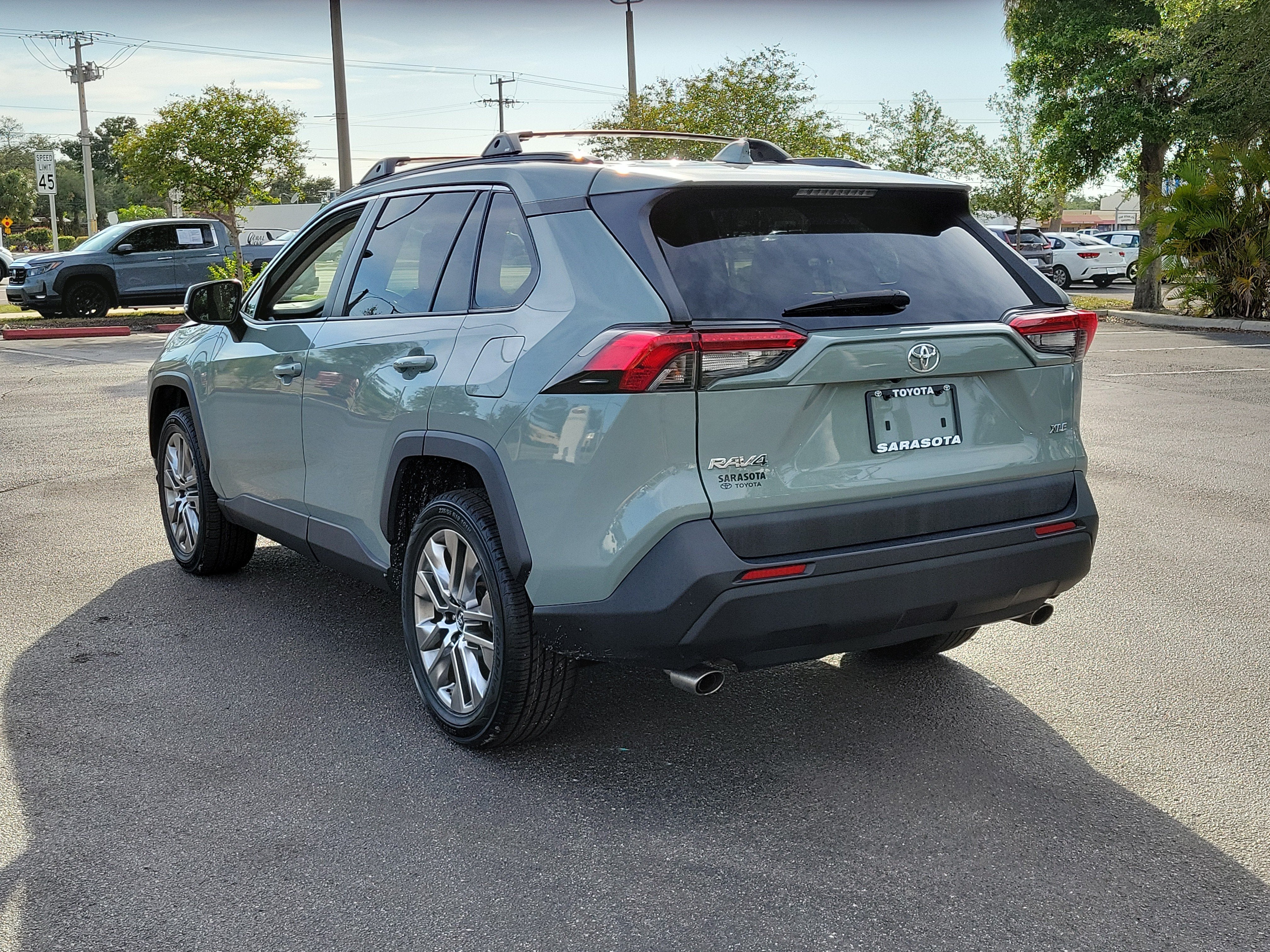 2019 Toyota RAV4 XLE Premium