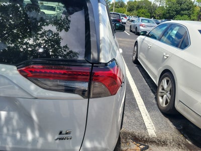2020 Toyota RAV4 LE