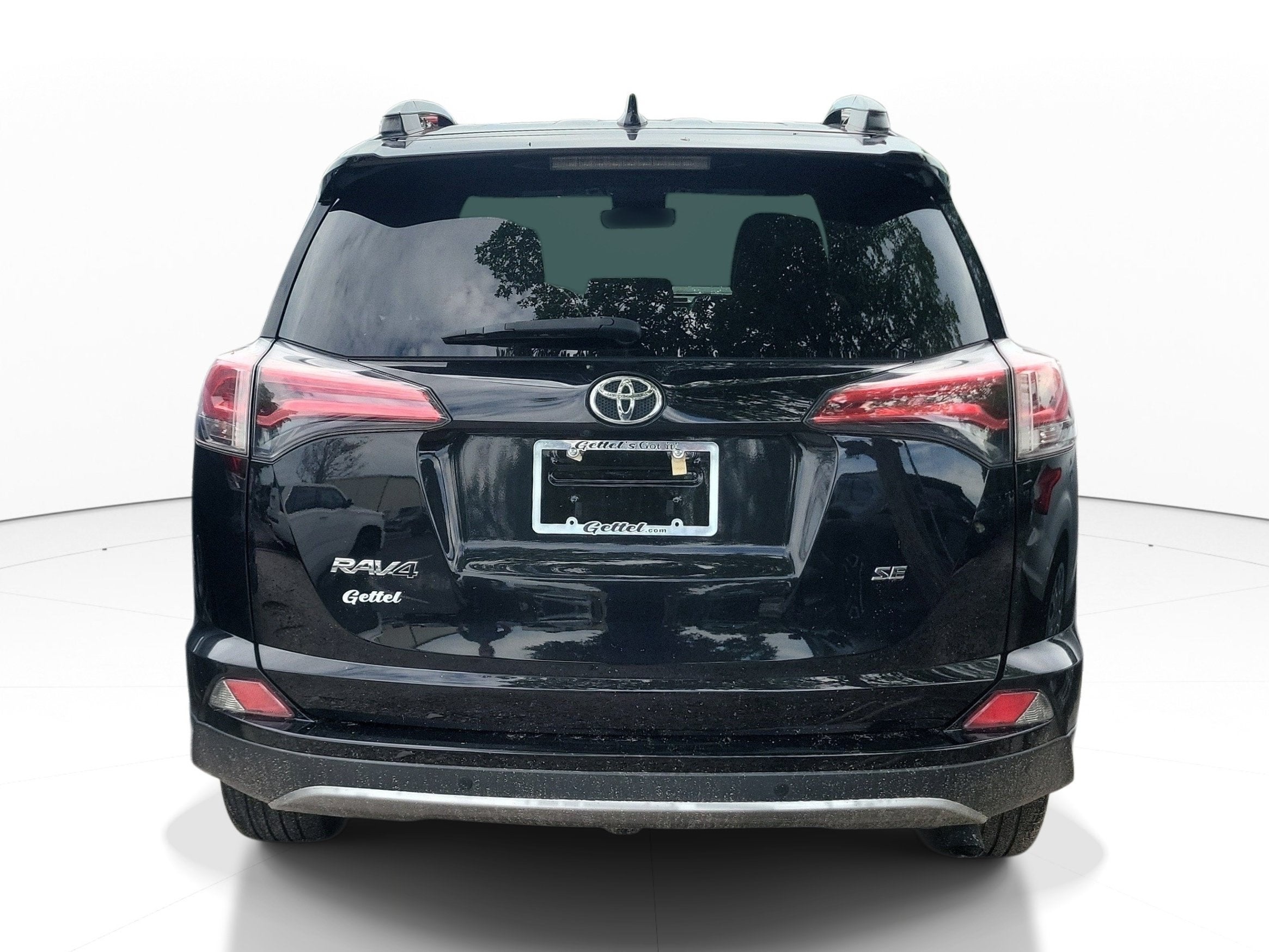 2017 Toyota RAV4 SE