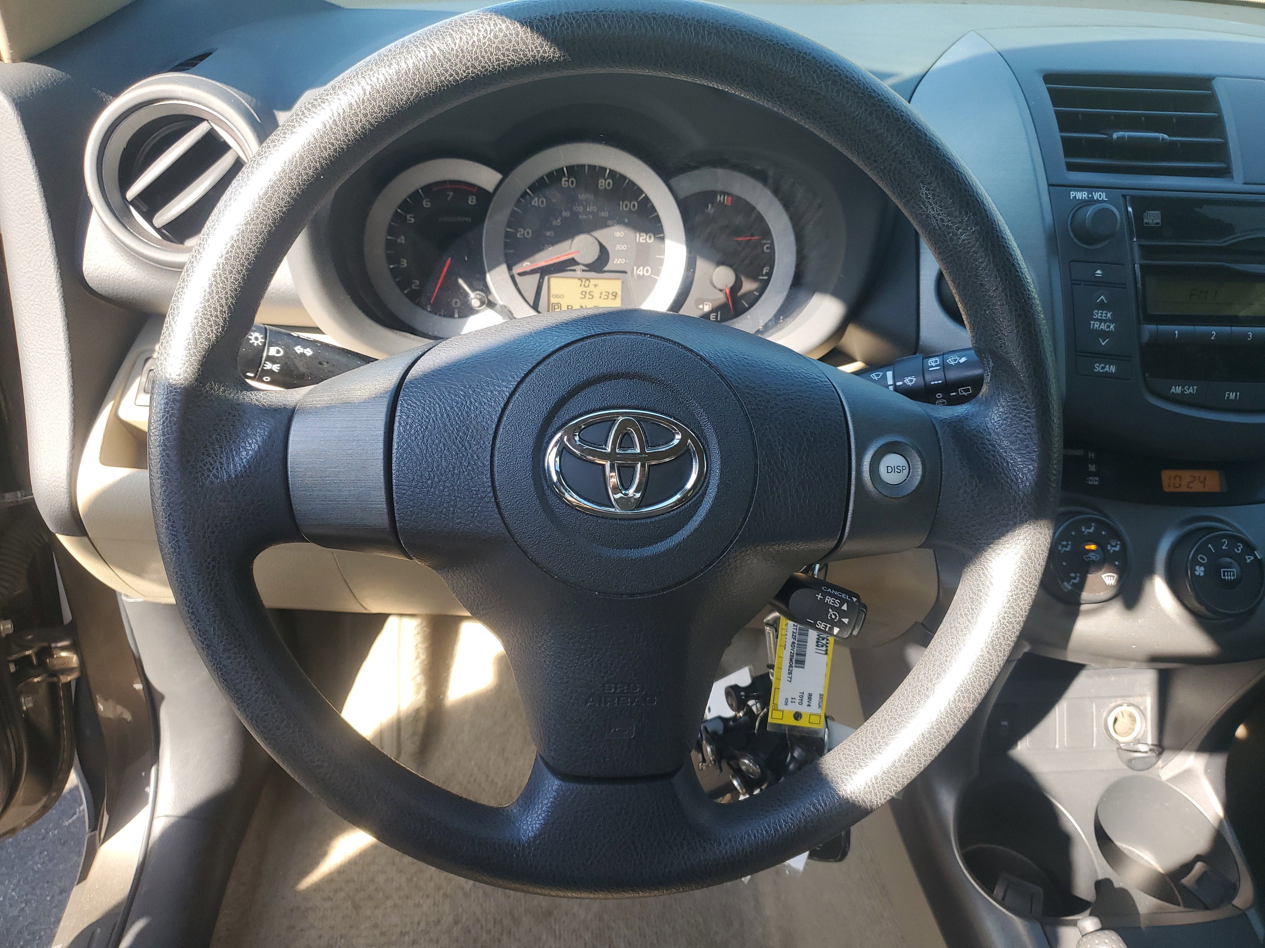 2011 Toyota RAV4 FWD 4dr 4-cyl 4-Spd AT (Natl)