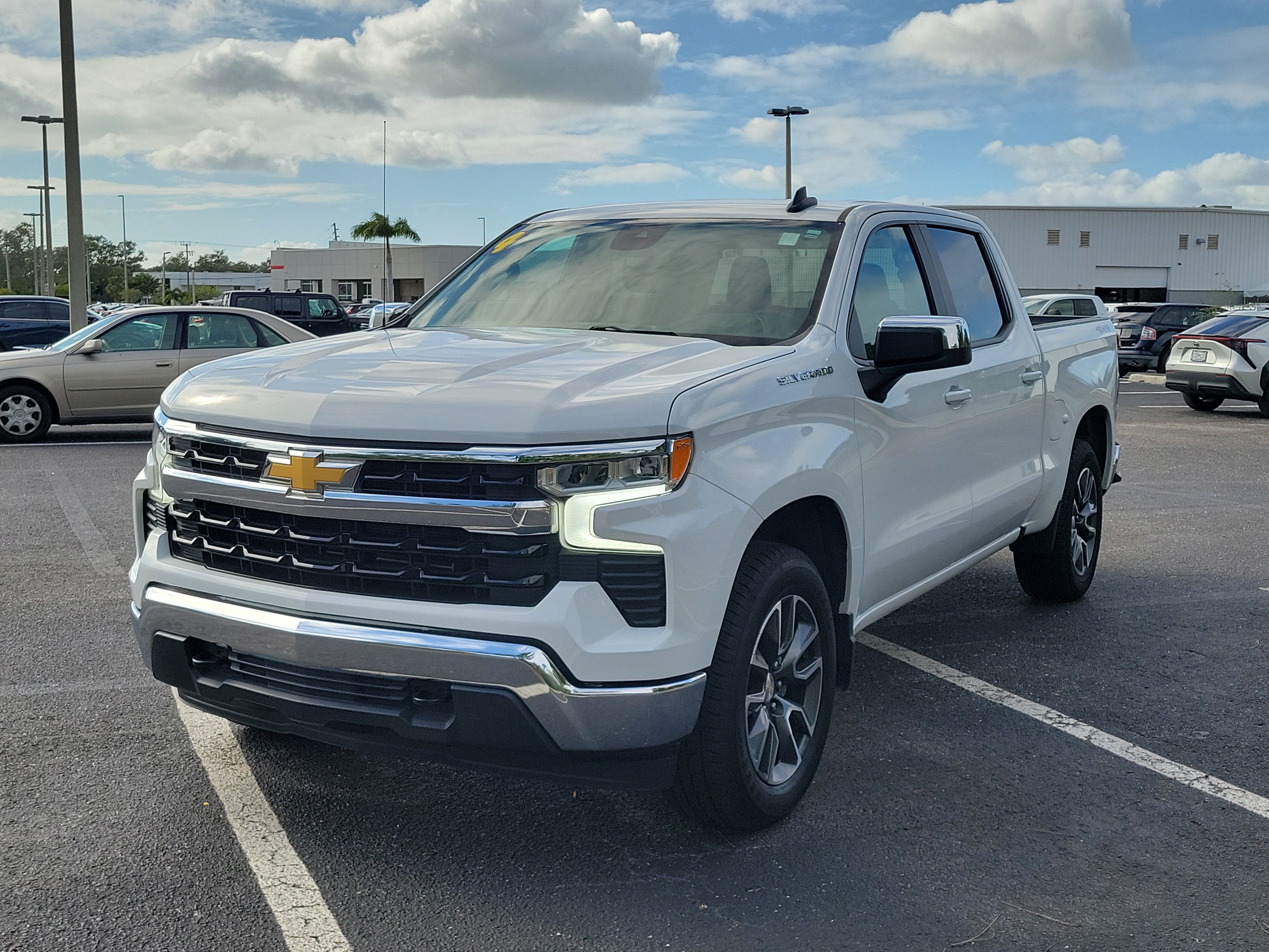 2024 Chevrolet Silverado 1500 LT
