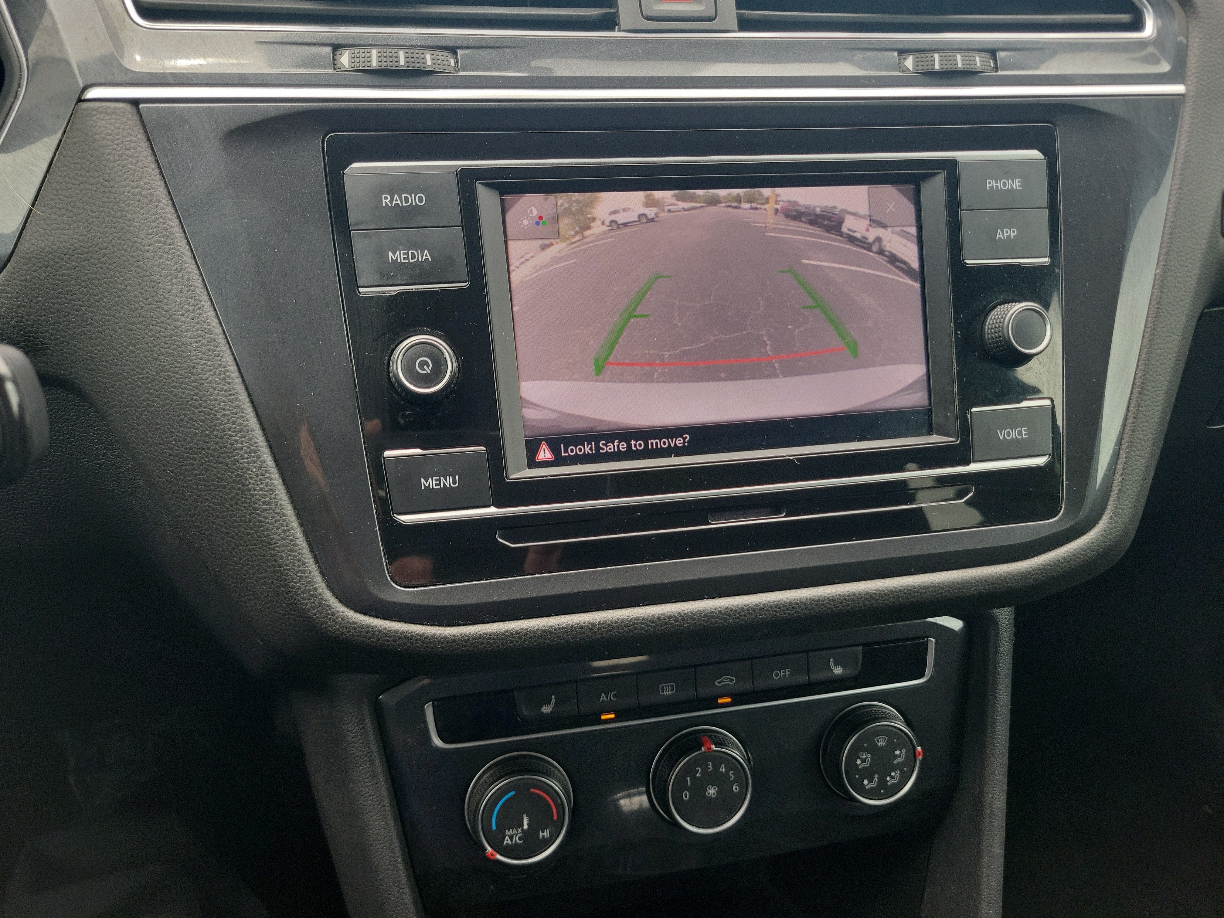 2023 Volkswagen Tiguan 2.0T S