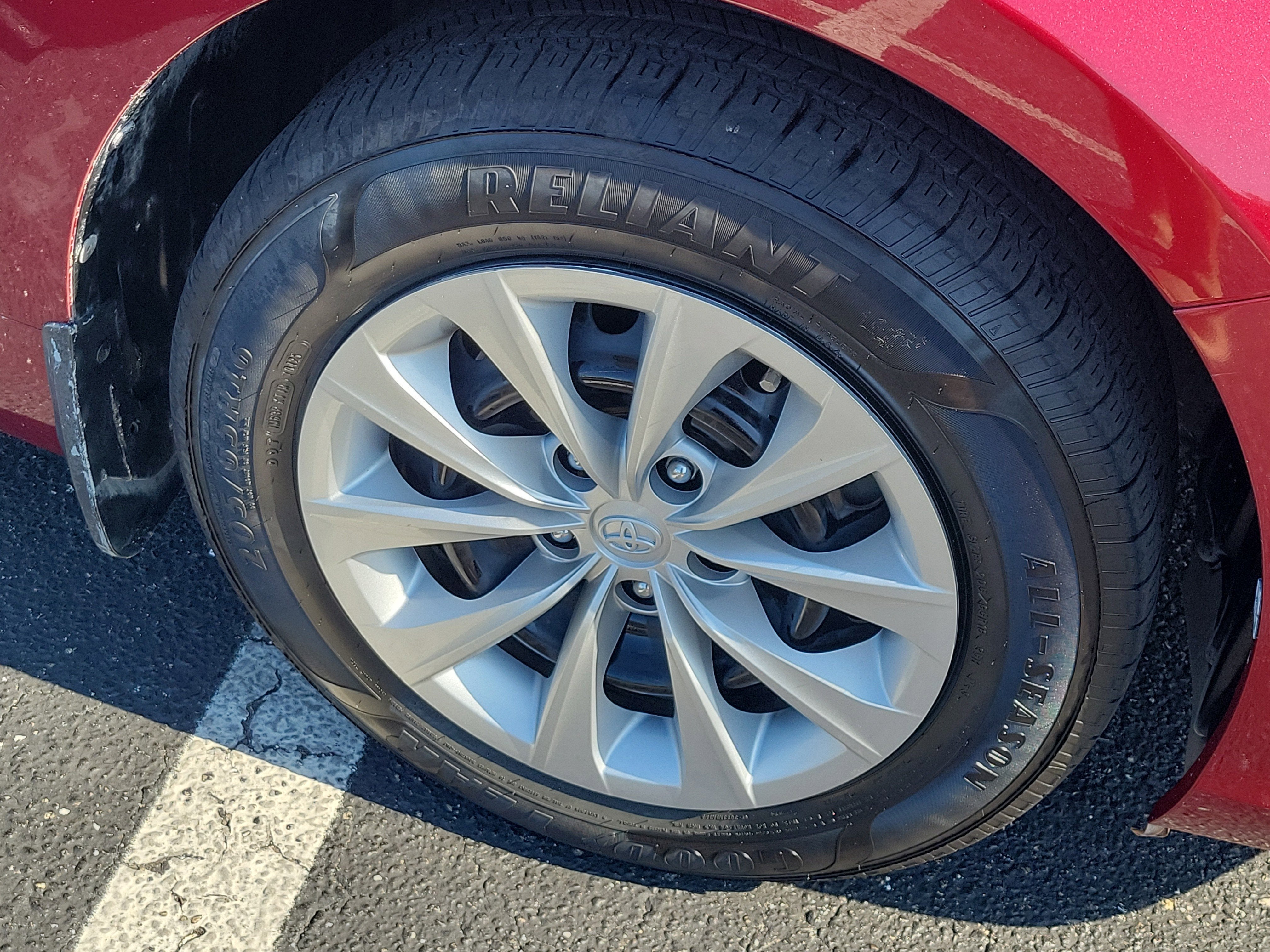 2016 Toyota Camry LE