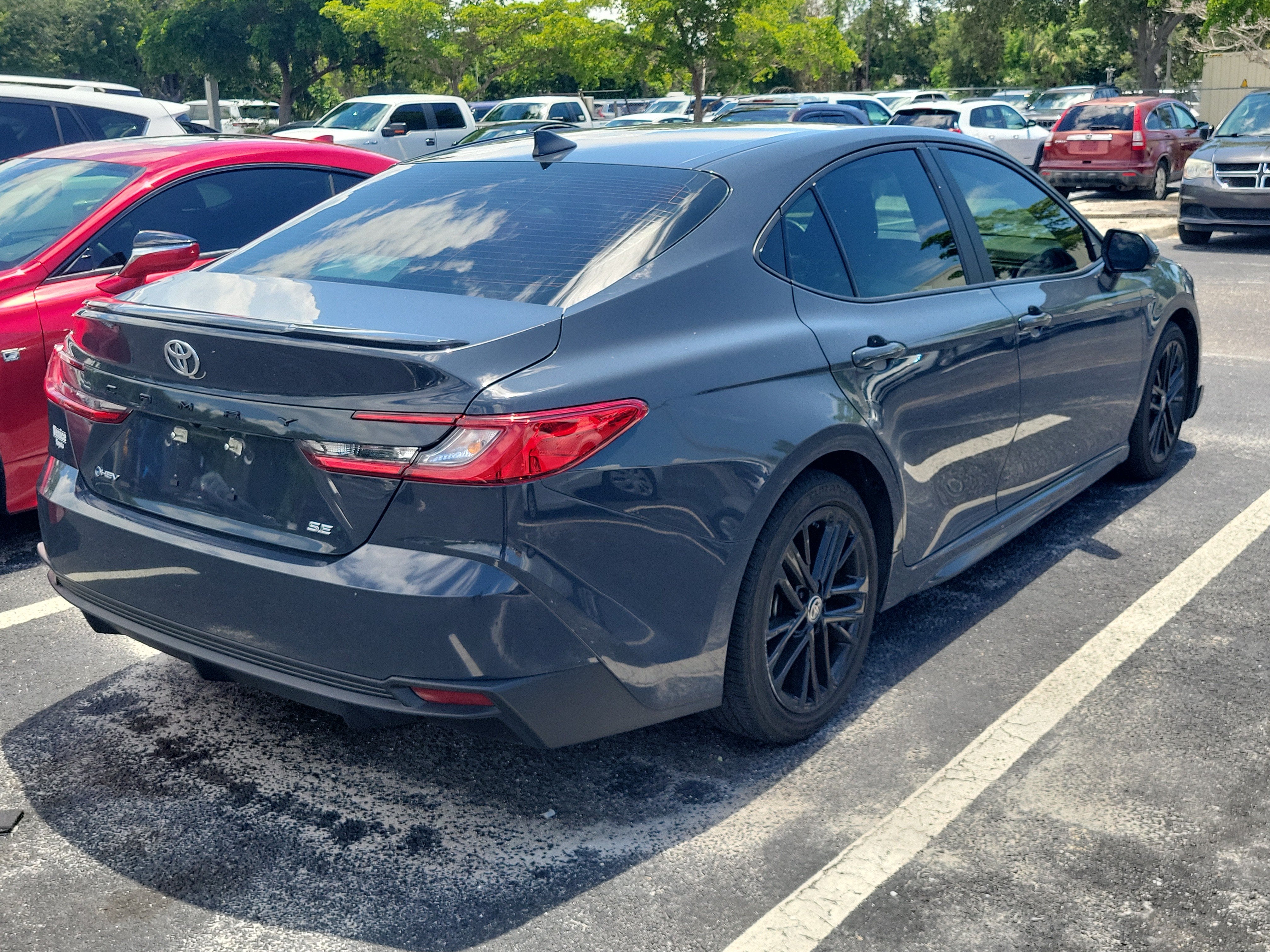2025 Toyota Camry SE