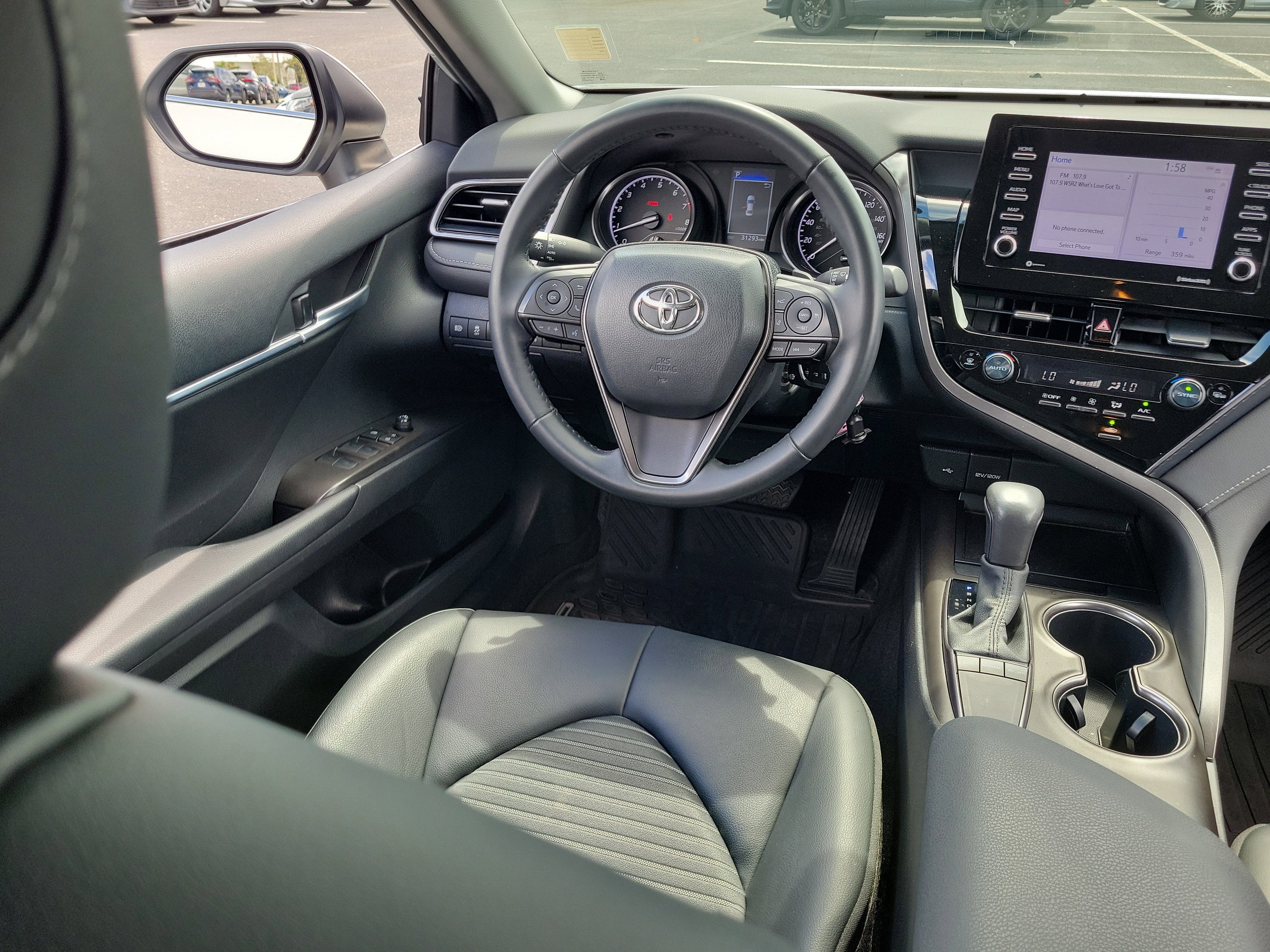 2024 Toyota Camry SE