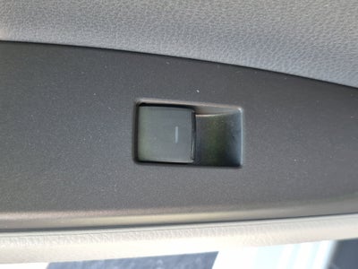 2022 Toyota Camry Hybrid SE