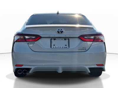 2022 Toyota Camry Hybrid SE