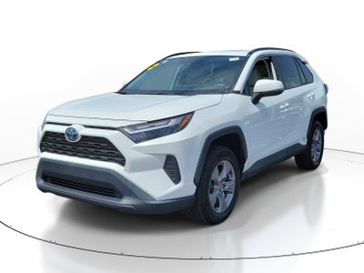 2022 Toyota RAV4 Hybrid XLE
